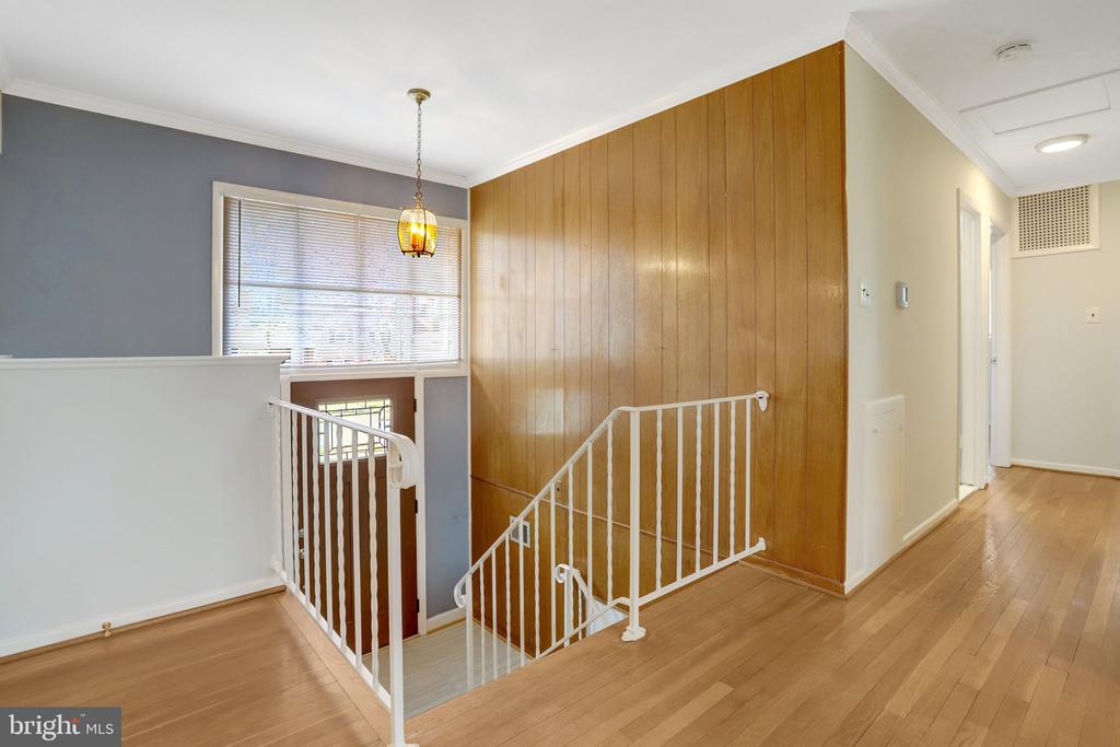 6009 JENNINGS LANE