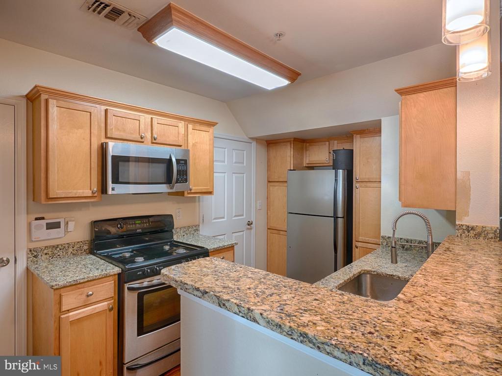 12854 FAIR BRIAR LANE