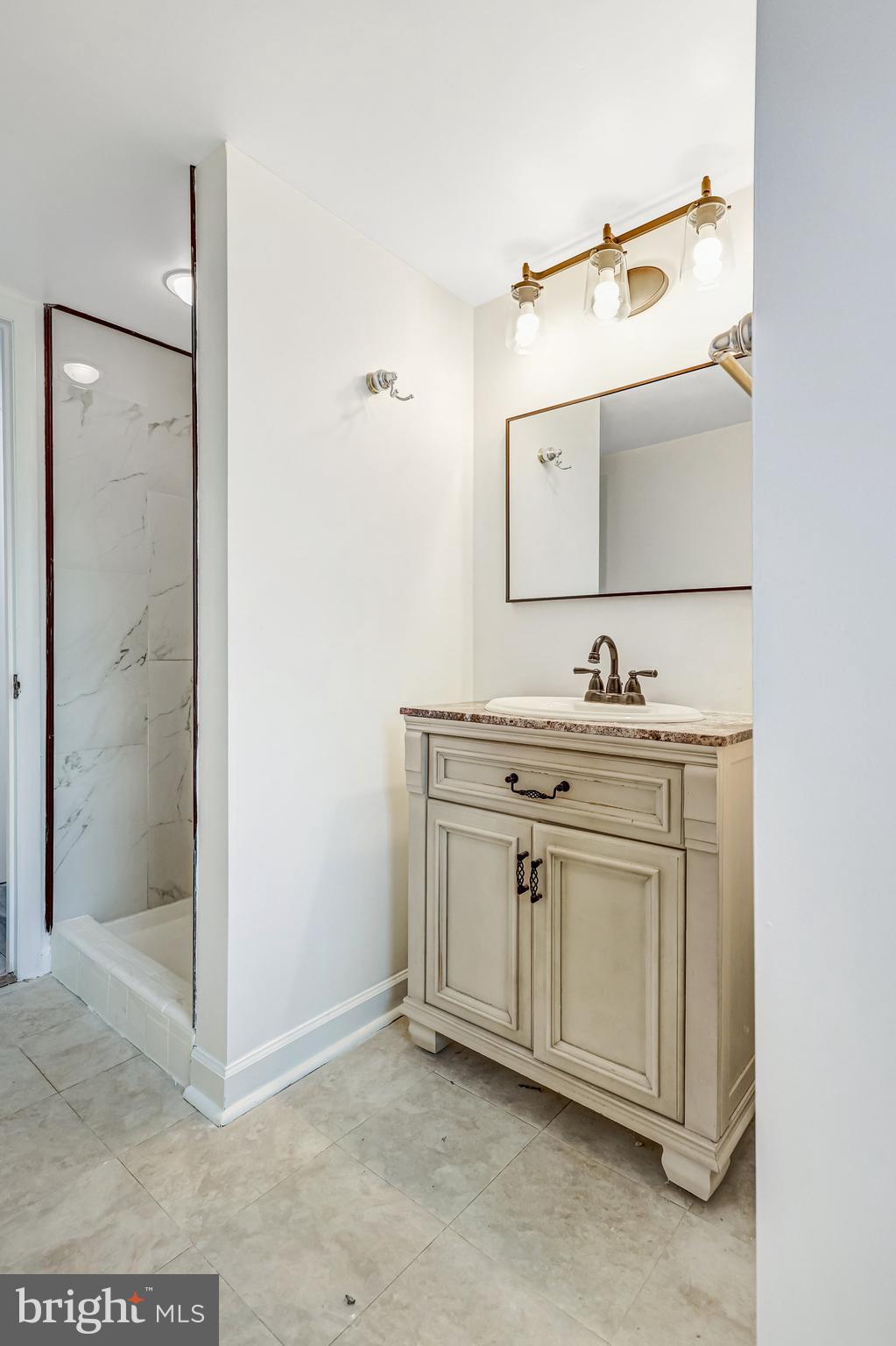 6408 MARYVIEW STREET