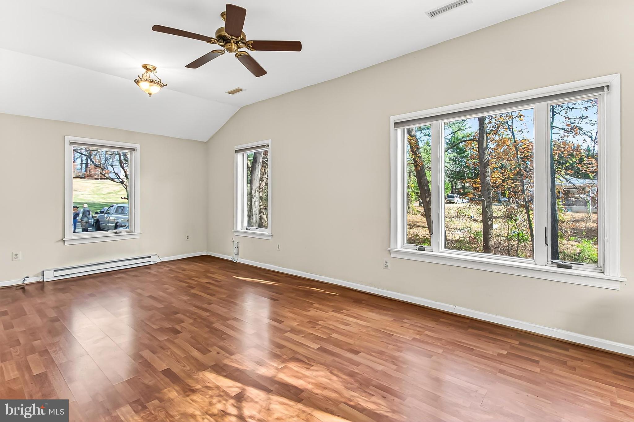 11415 FAIRFAX STATION ROAD