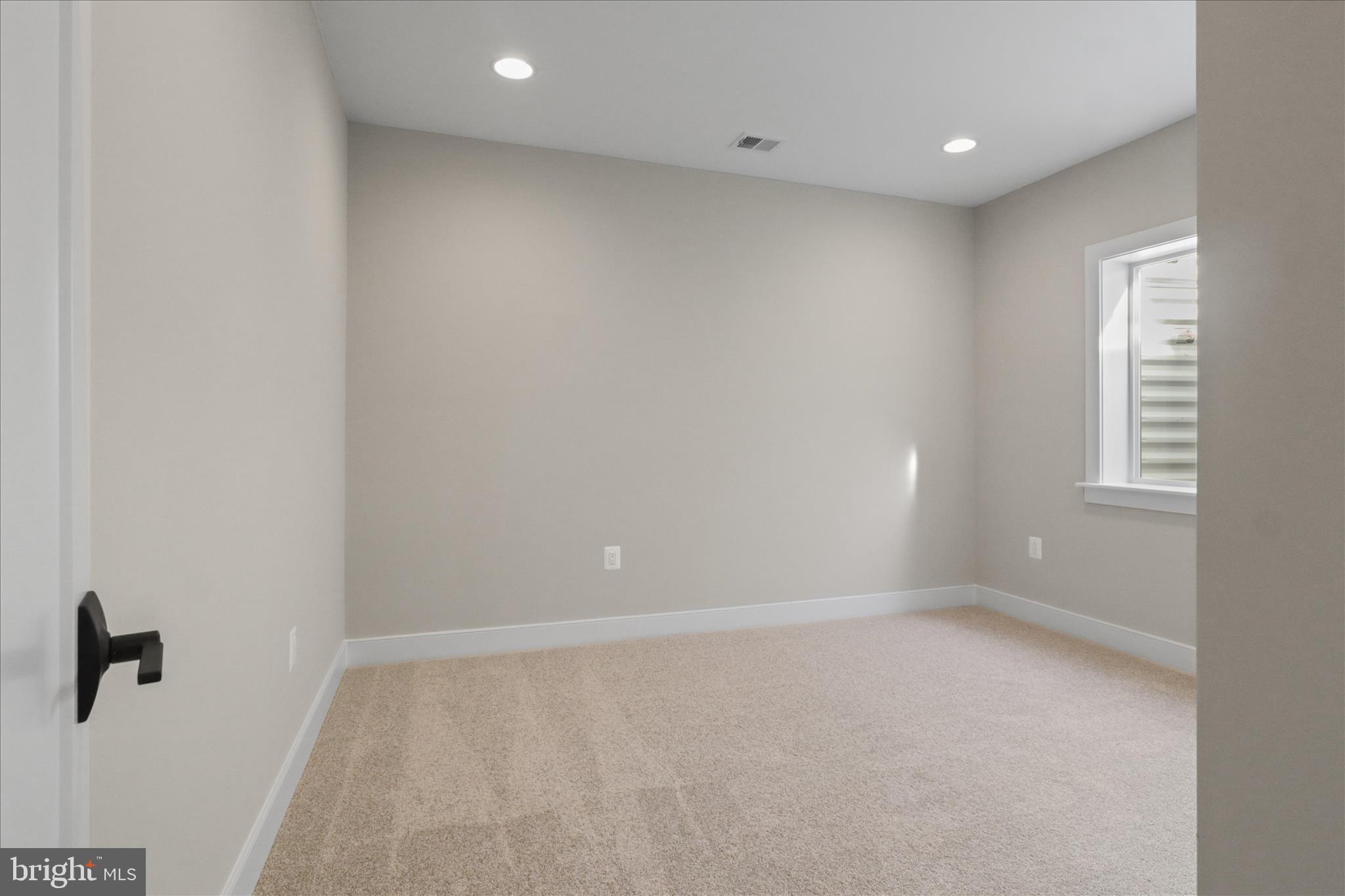 1416 DESALE STREET SW