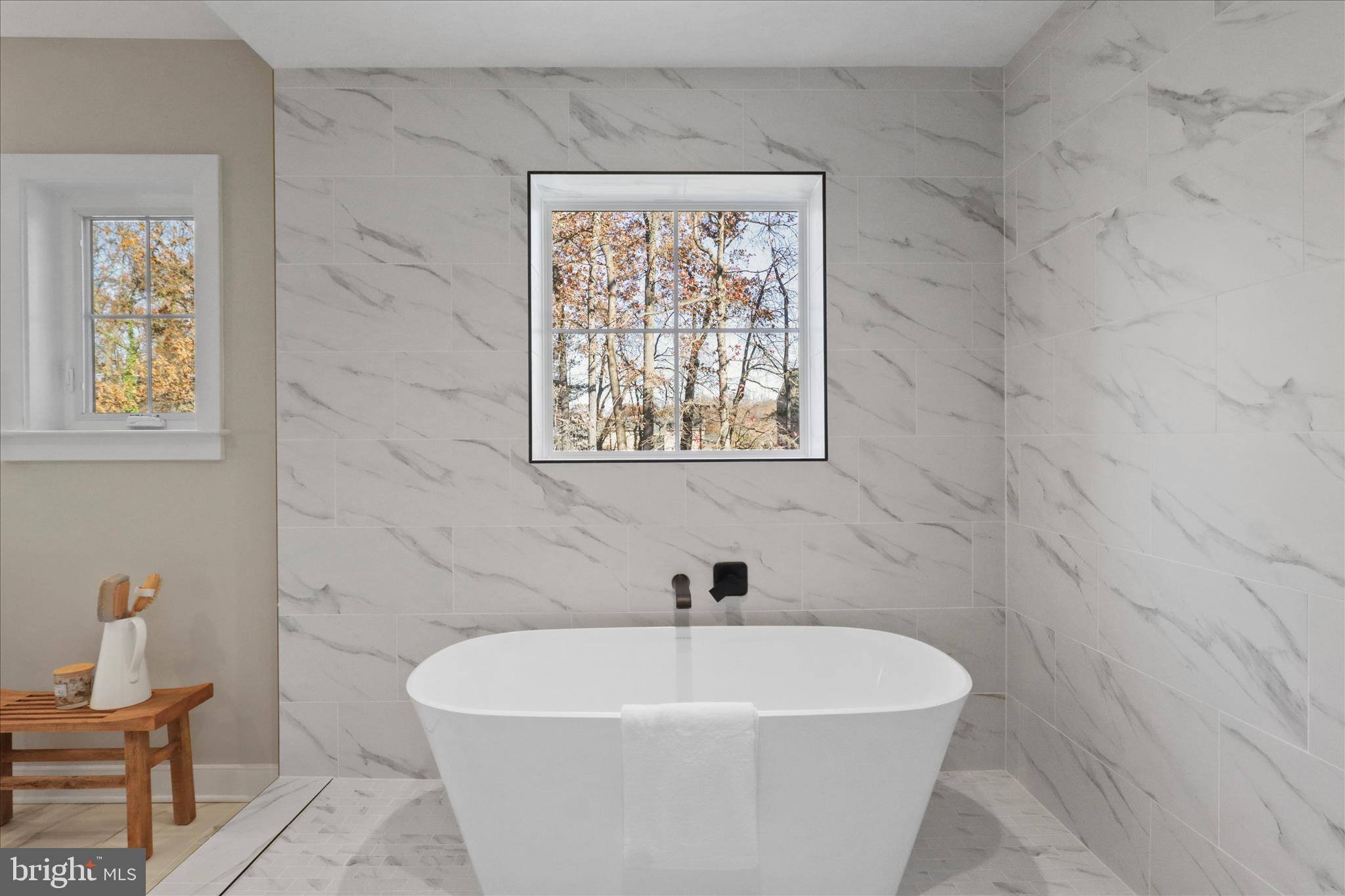 1416 DESALE STREET SW