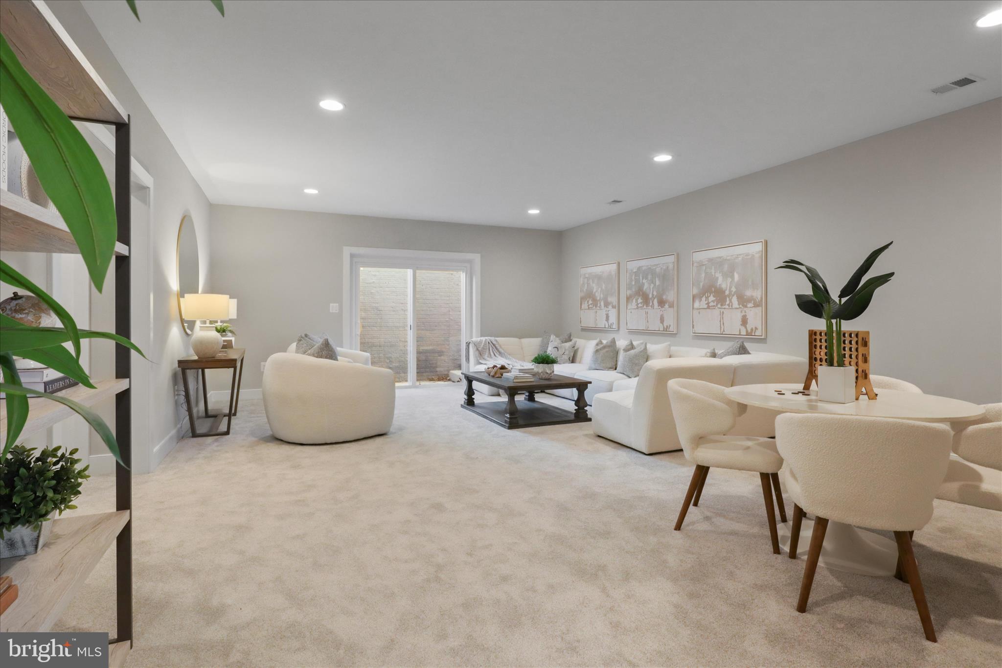 1416 DESALE STREET SW