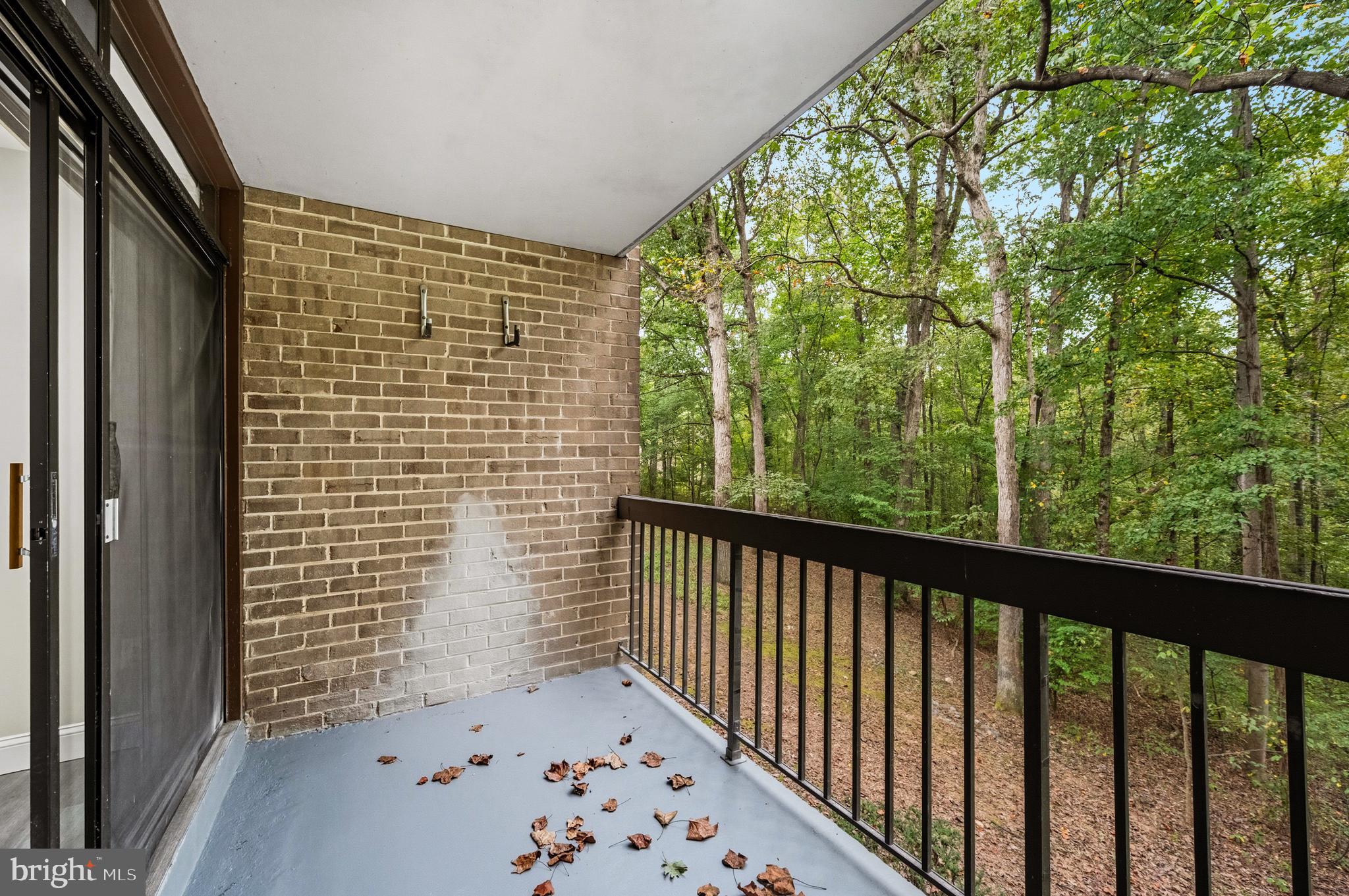 1664 PARKCREST CIRCLE 200