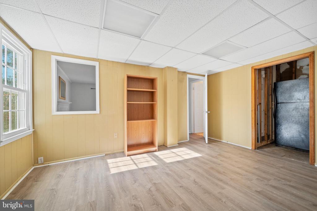 2335 ROSEDOWN DRIVE