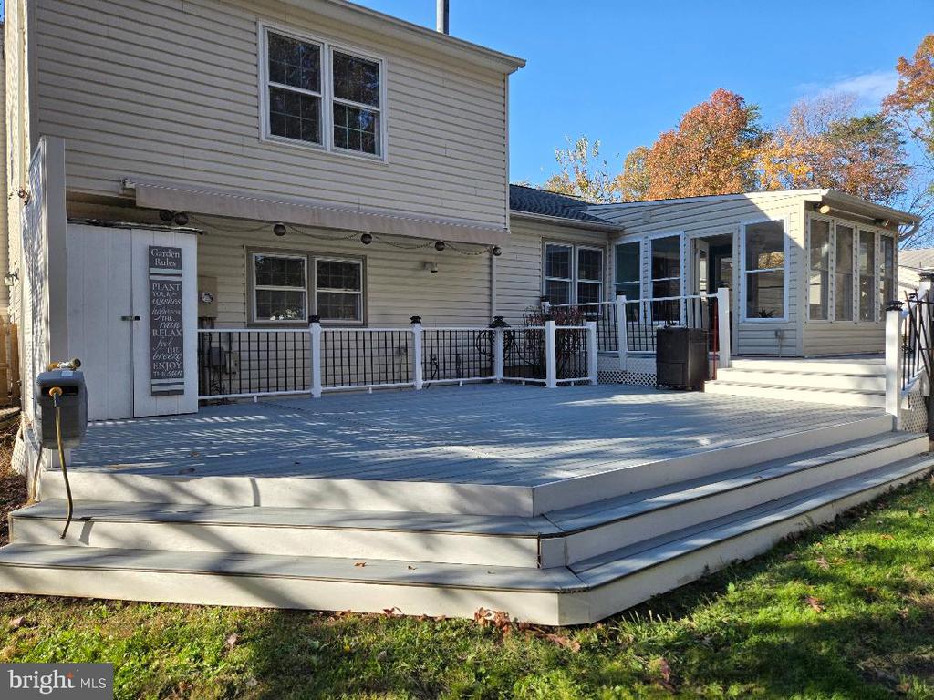 2335 ROSEDOWN DRIVE