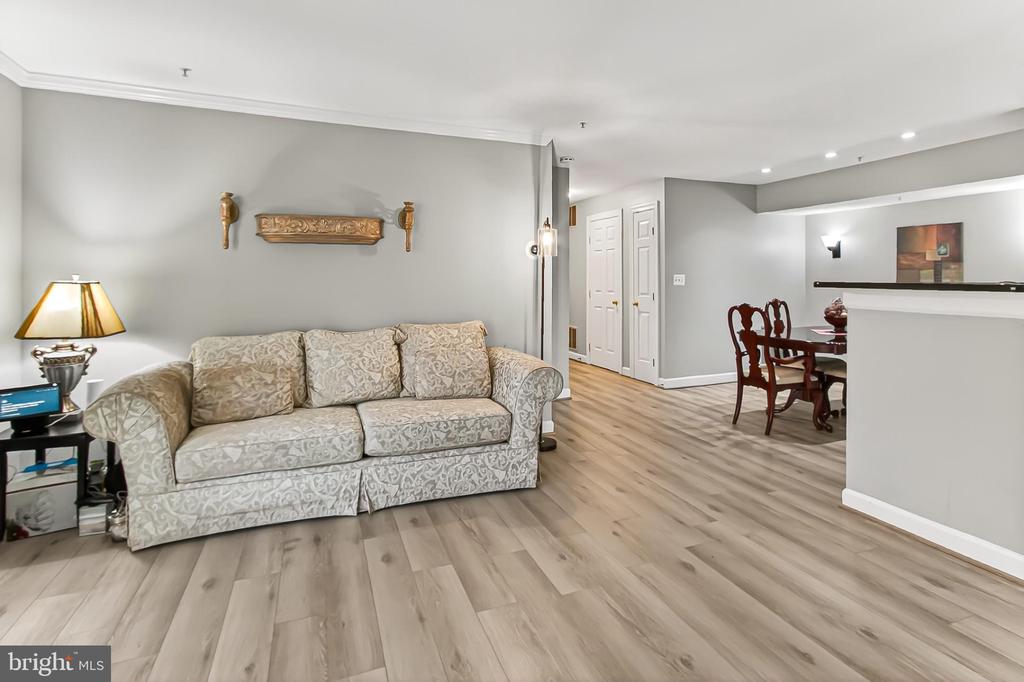 12213 FAIRFIELD HOUSE DRIVE 506B