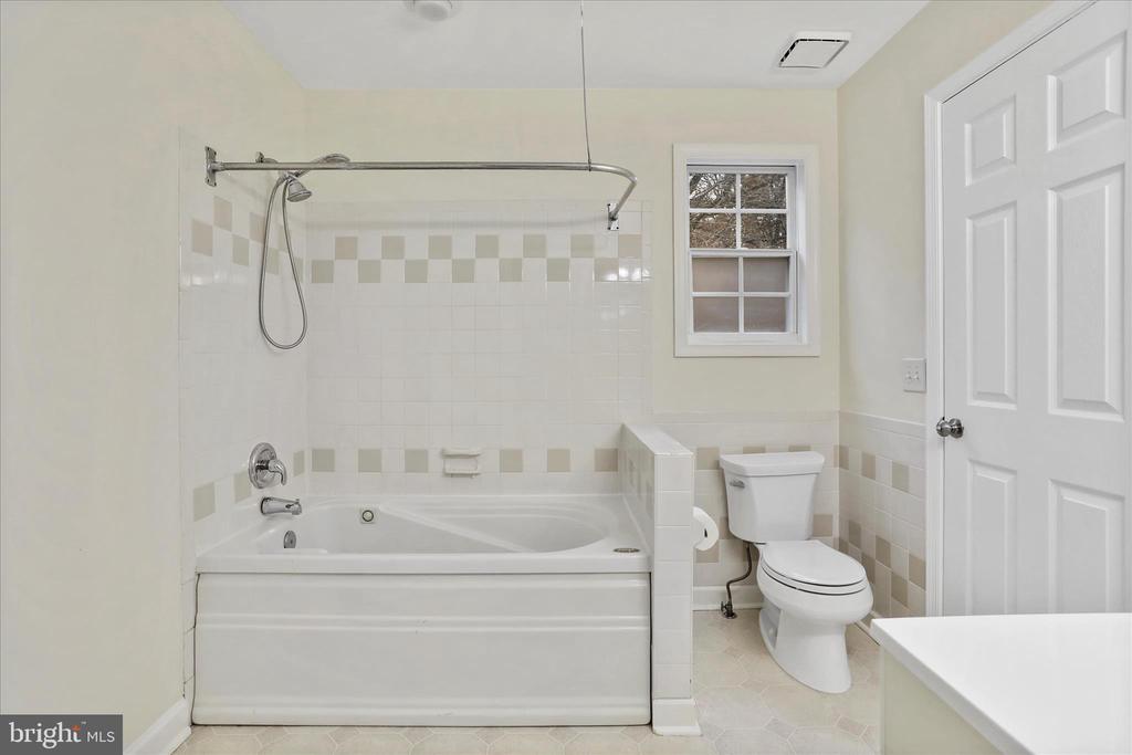 5716 OSPREY COURT