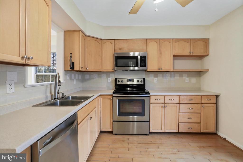 5716 OSPREY COURT