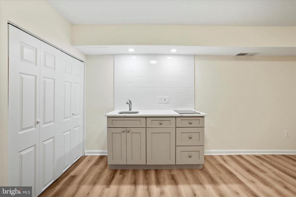 5716 OSPREY COURT