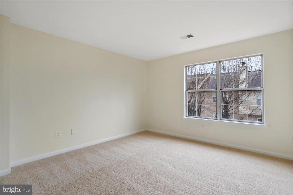 5716 OSPREY COURT