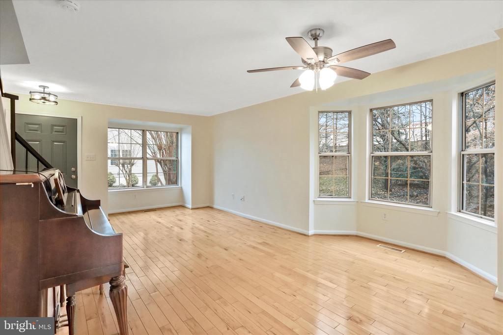 5716 OSPREY COURT