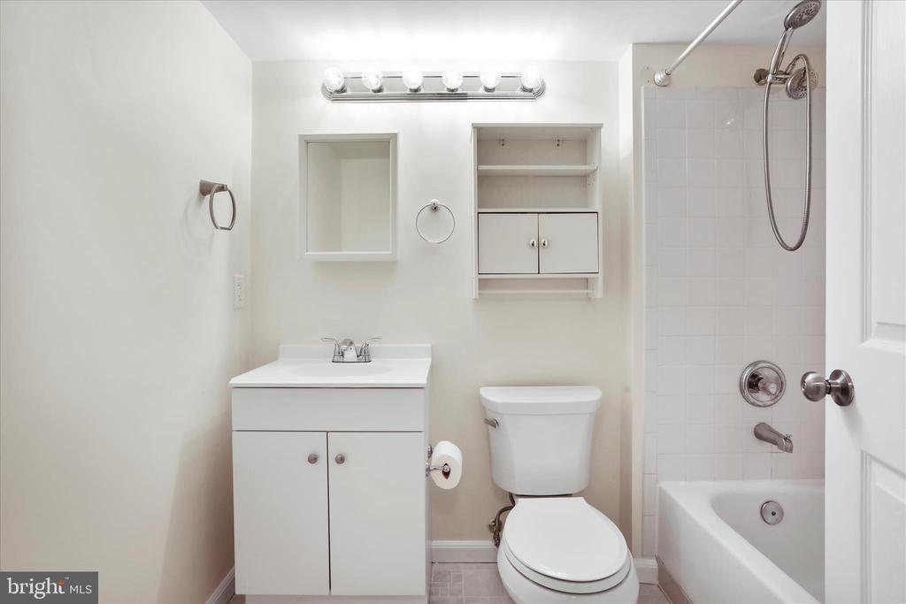 5716 OSPREY COURT
