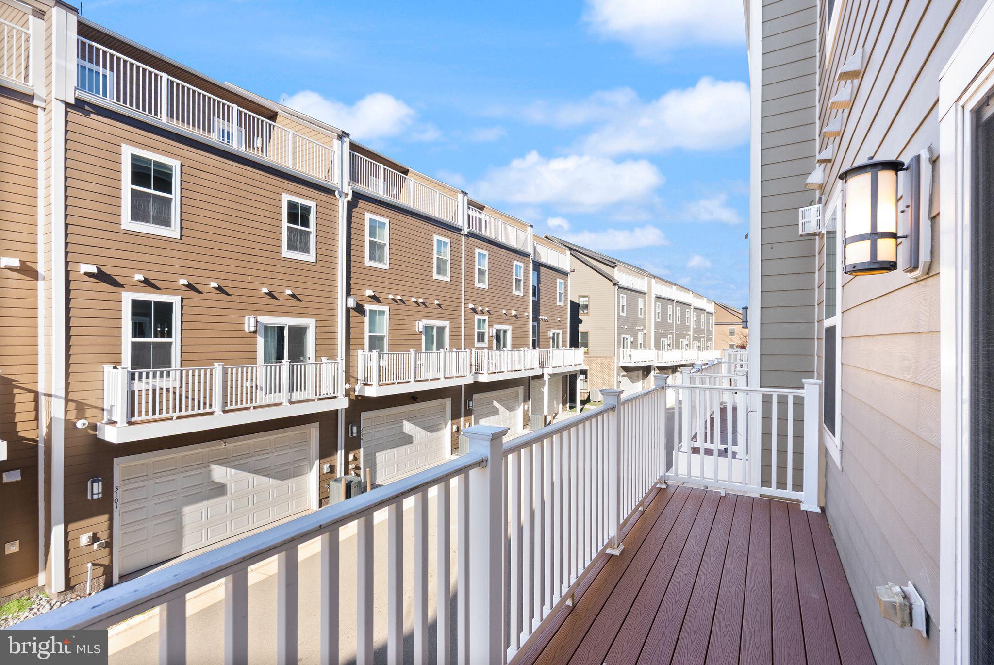 13650 AIR AND SPACE MUSEUM PARKWAY