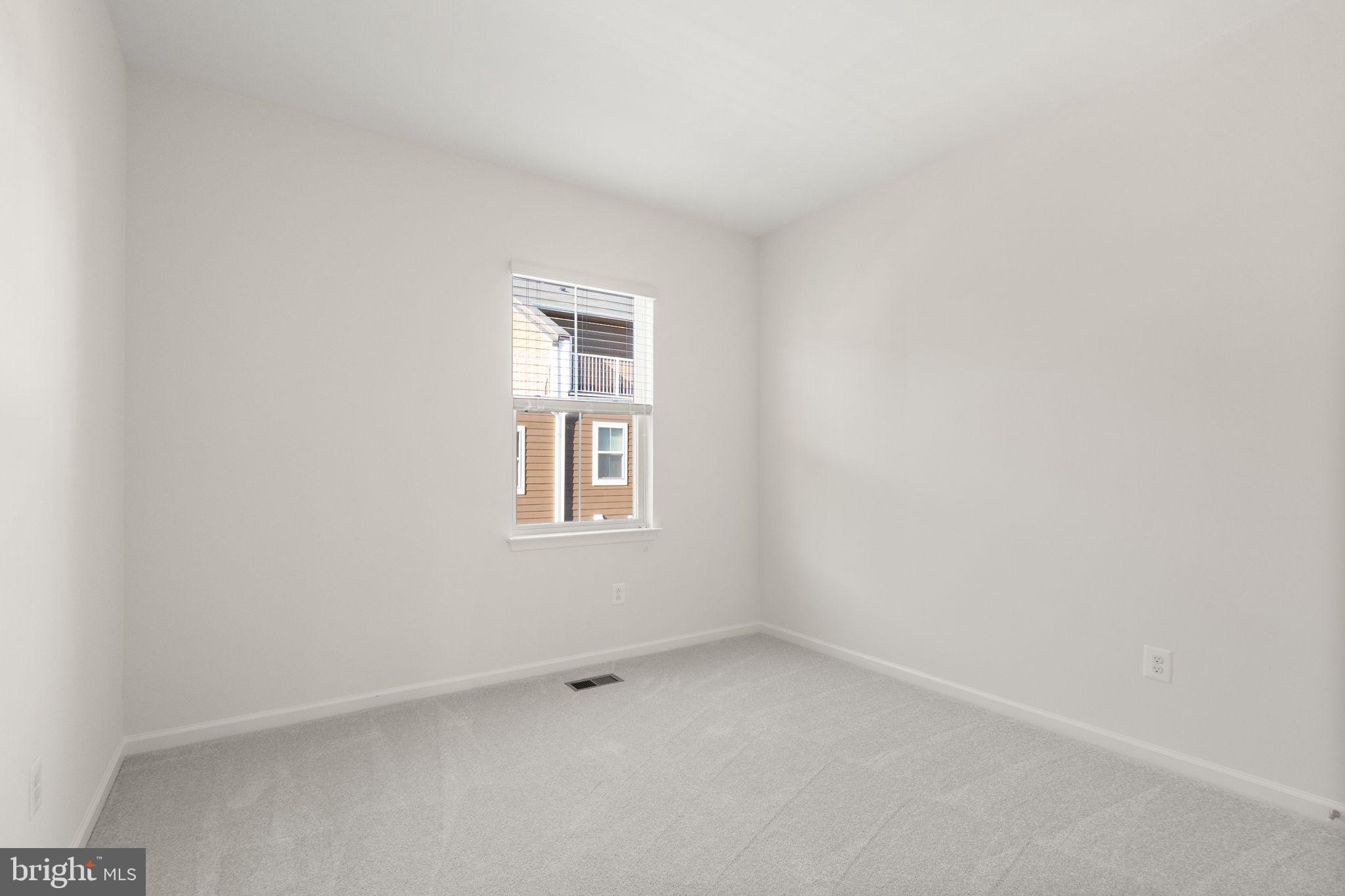 13650 AIR AND SPACE MUSEUM PARKWAY