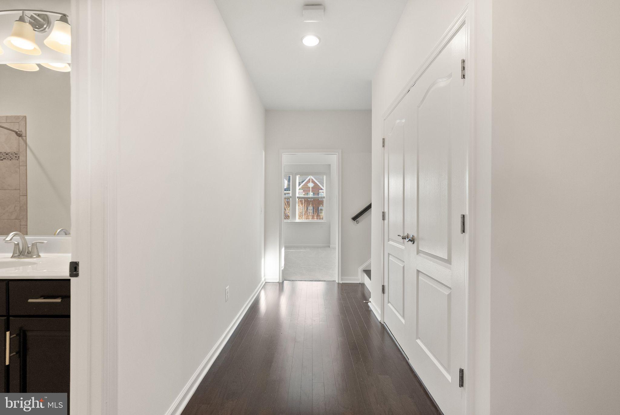 13650 AIR AND SPACE MUSEUM PARKWAY