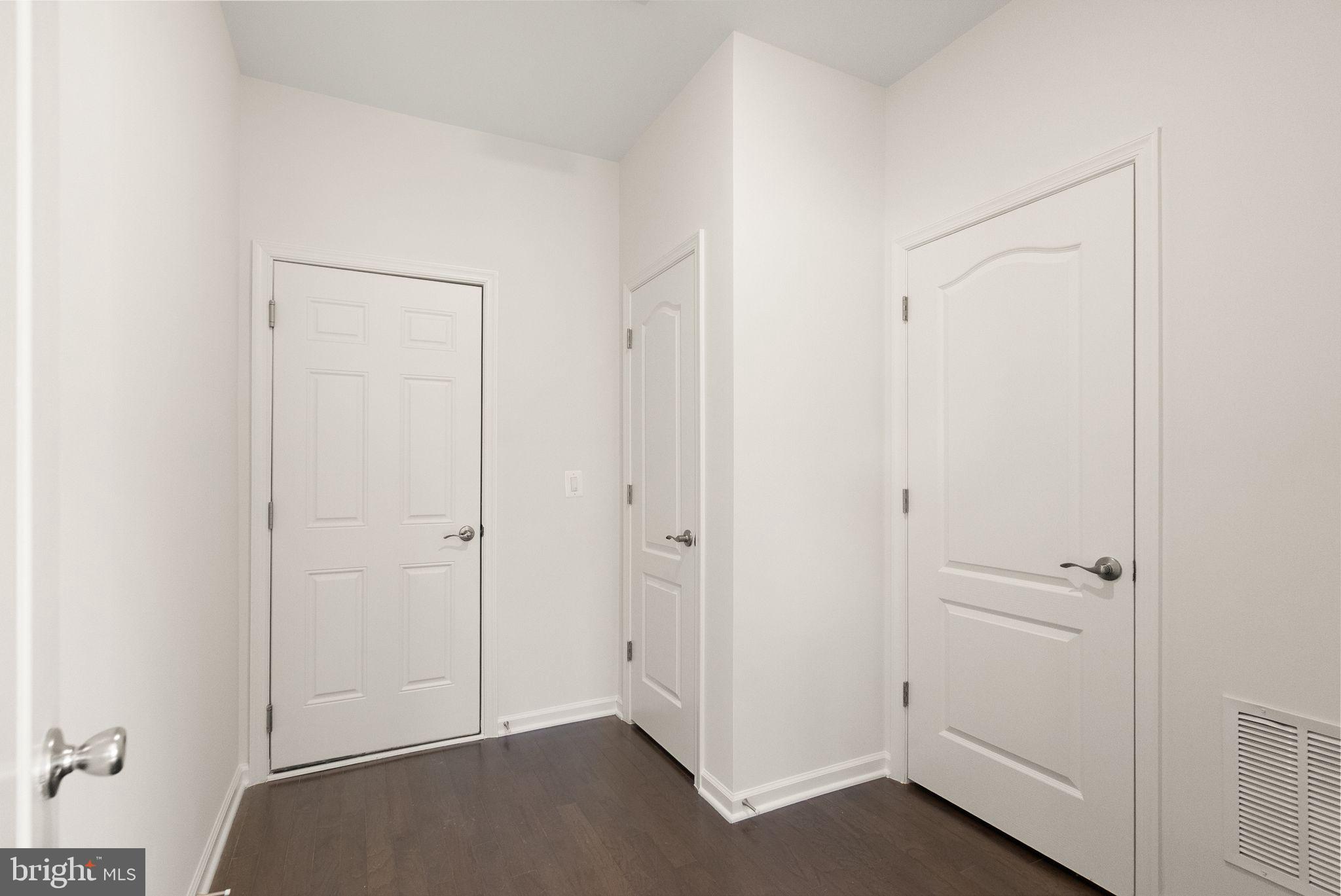 13650 AIR AND SPACE MUSEUM PARKWAY