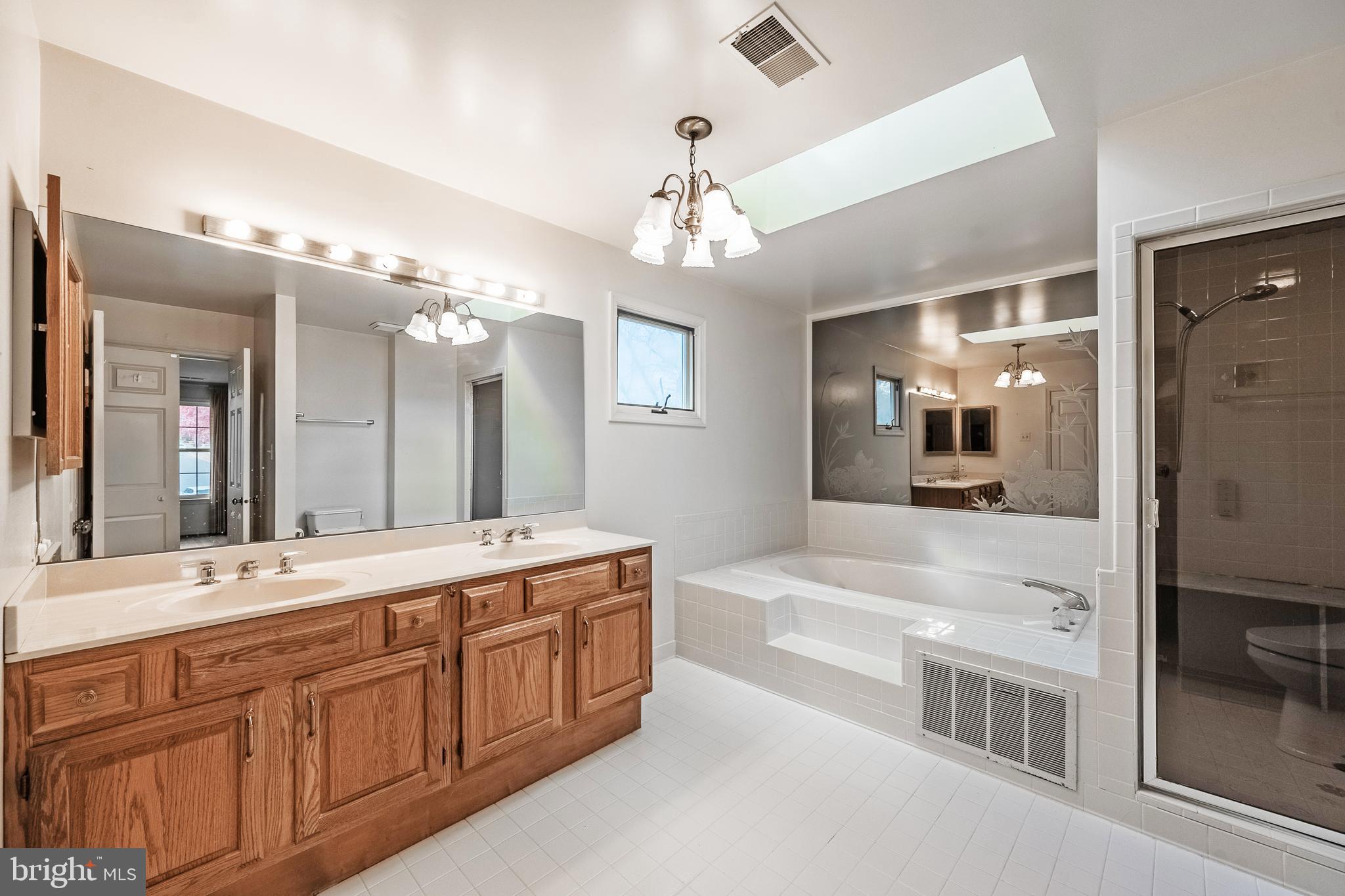 8454 TOLL HOUSE ROAD