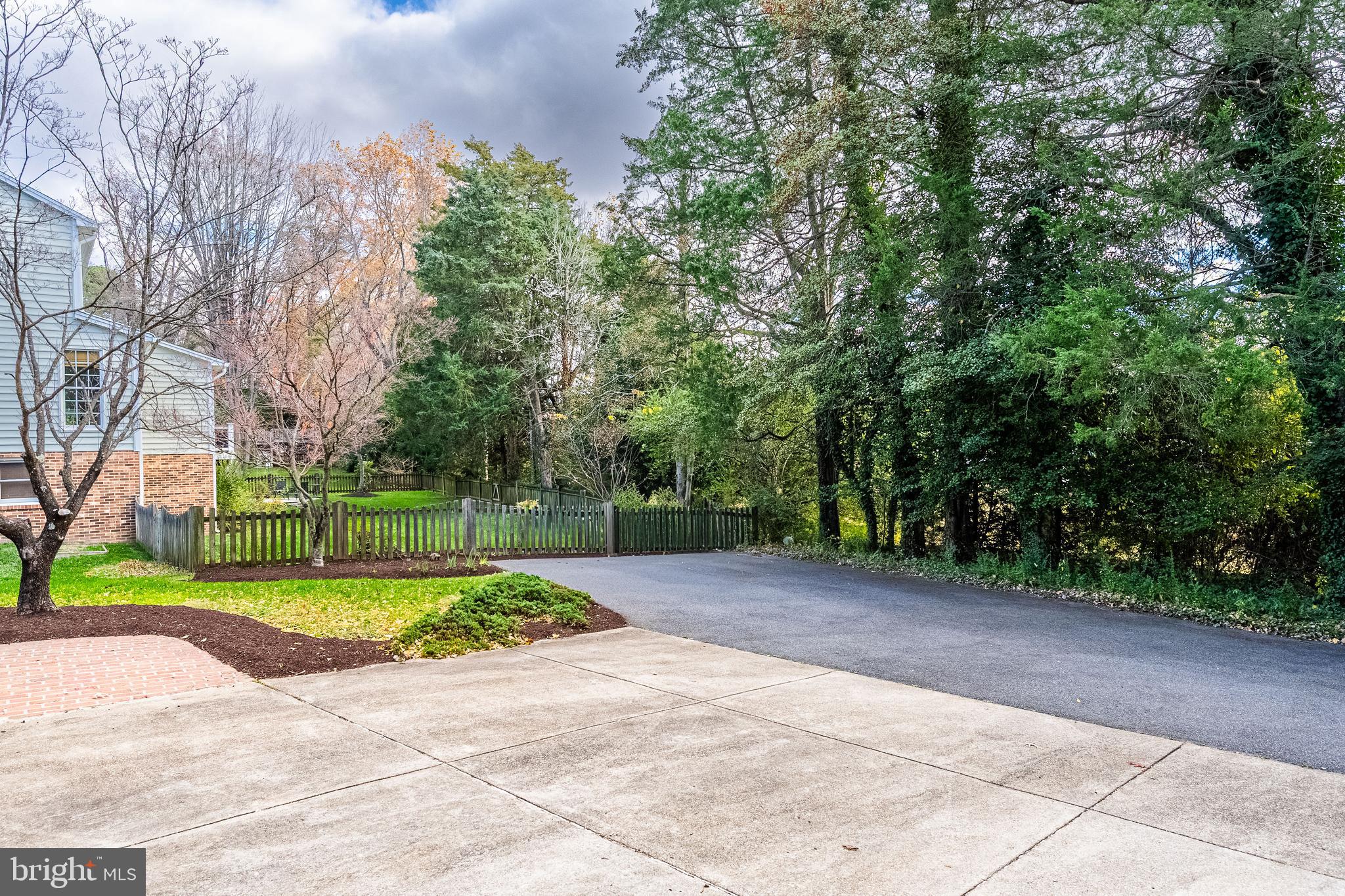 8454 TOLL HOUSE ROAD