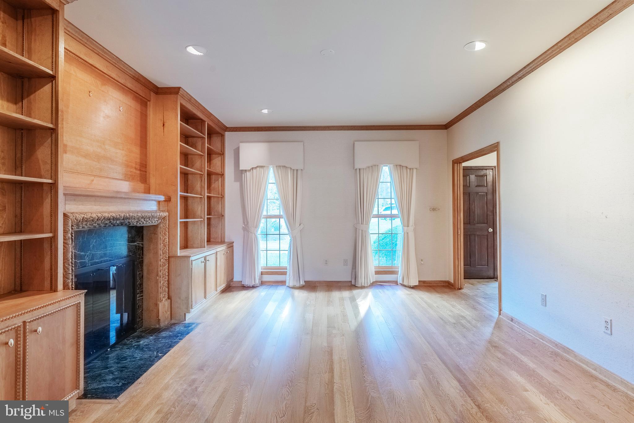 8454 TOLL HOUSE ROAD