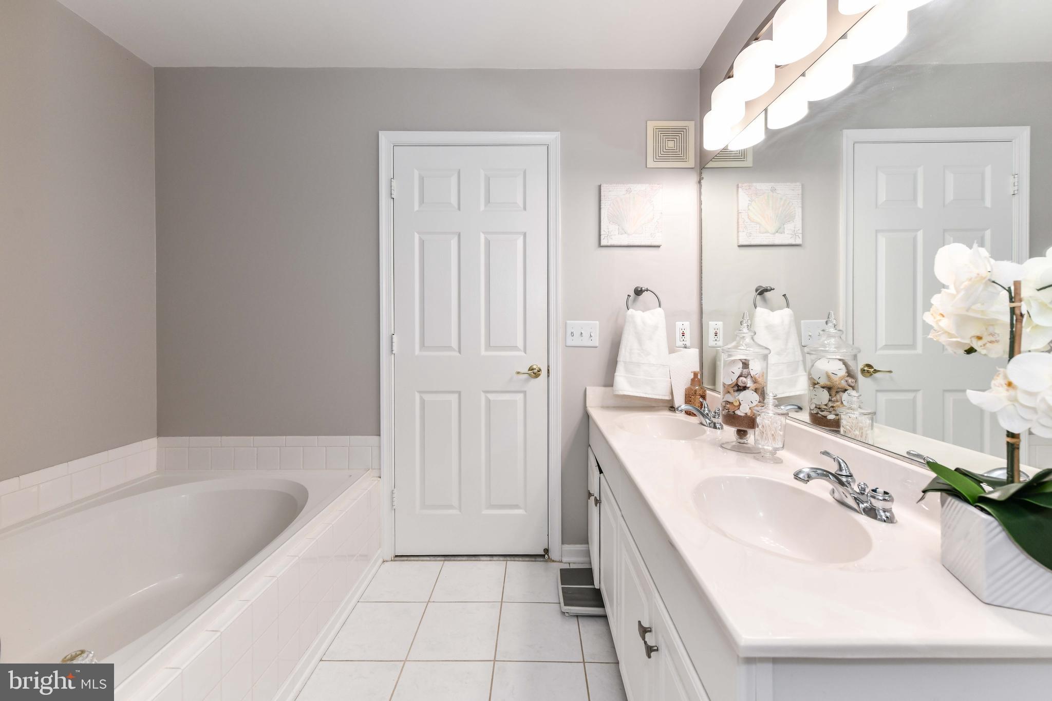 6601 THACKWELL WAY A