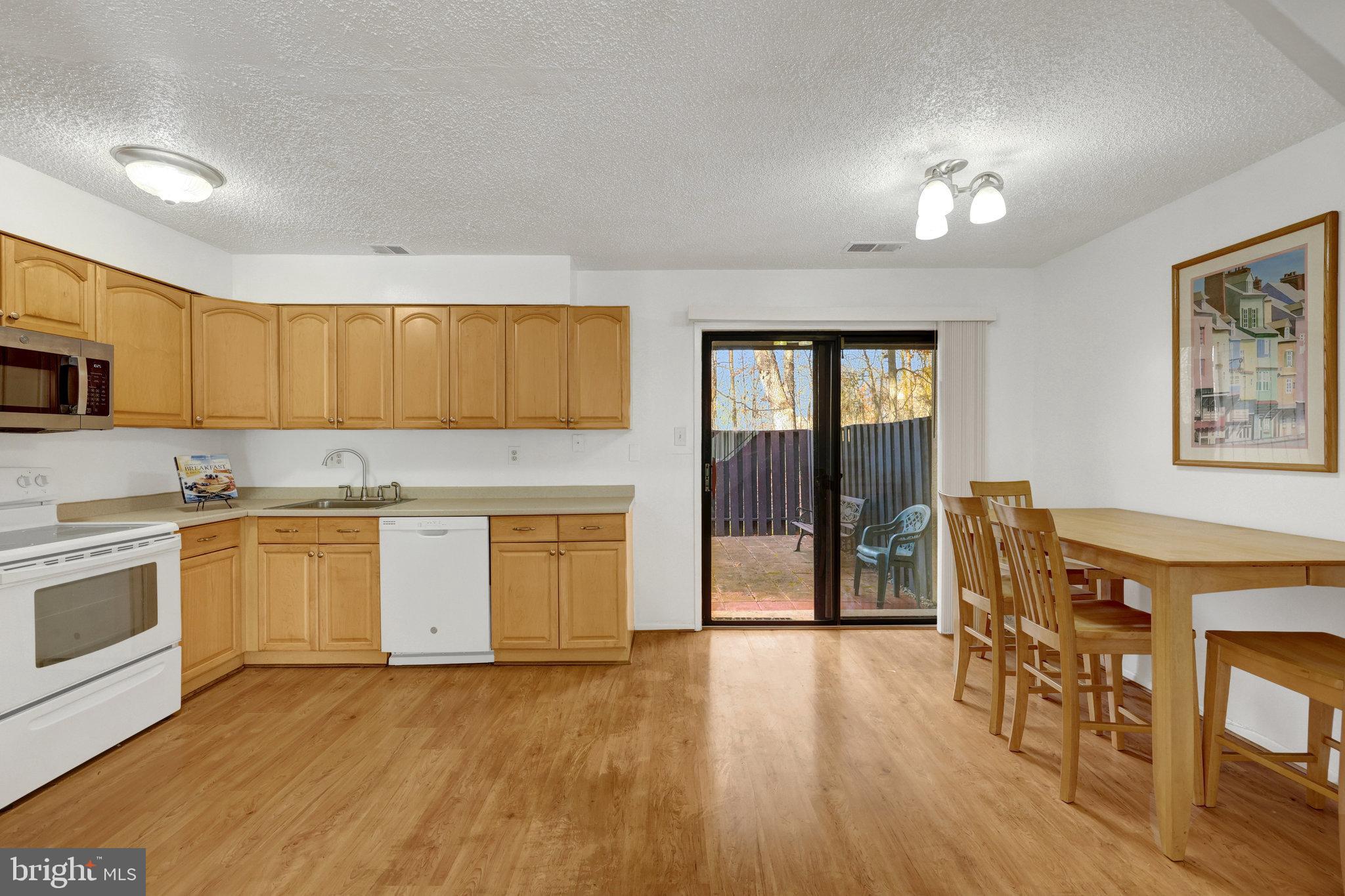 2142 CARTWRIGHT PLACE