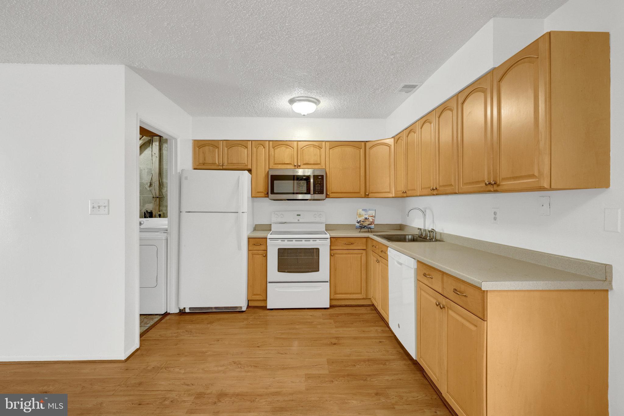 2142 CARTWRIGHT PLACE