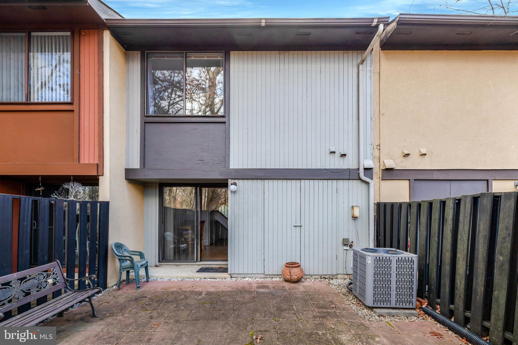 2142 CARTWRIGHT PLACE