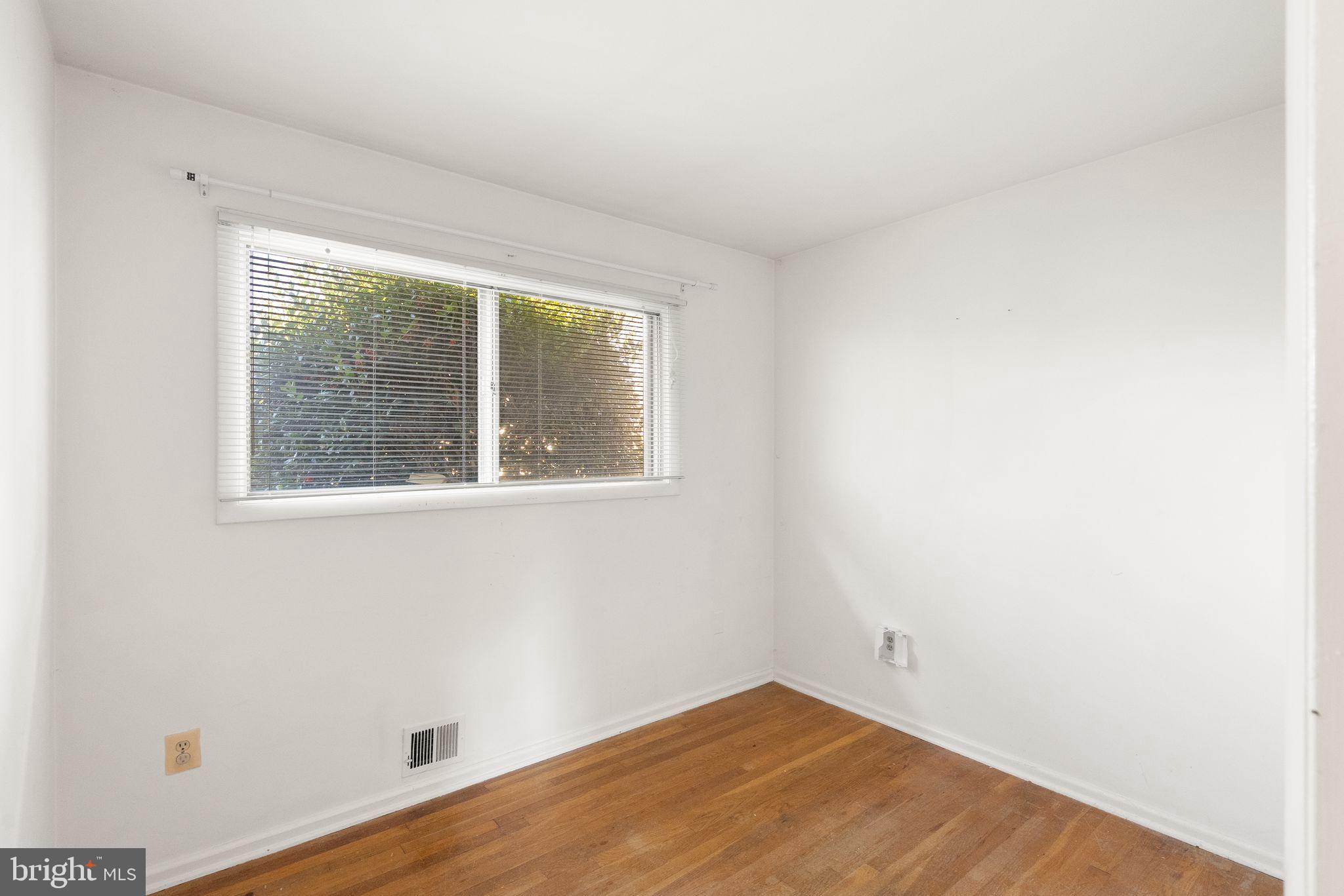 1412 PATRICK CIRCLE SW