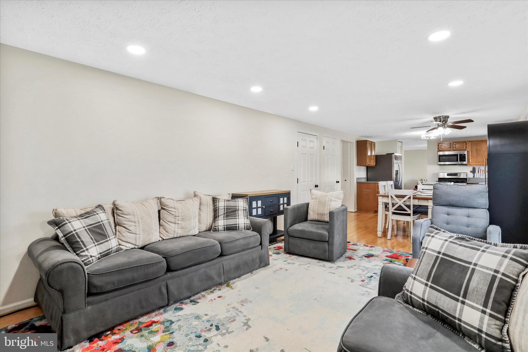 5435 TREE LINE DRIVE