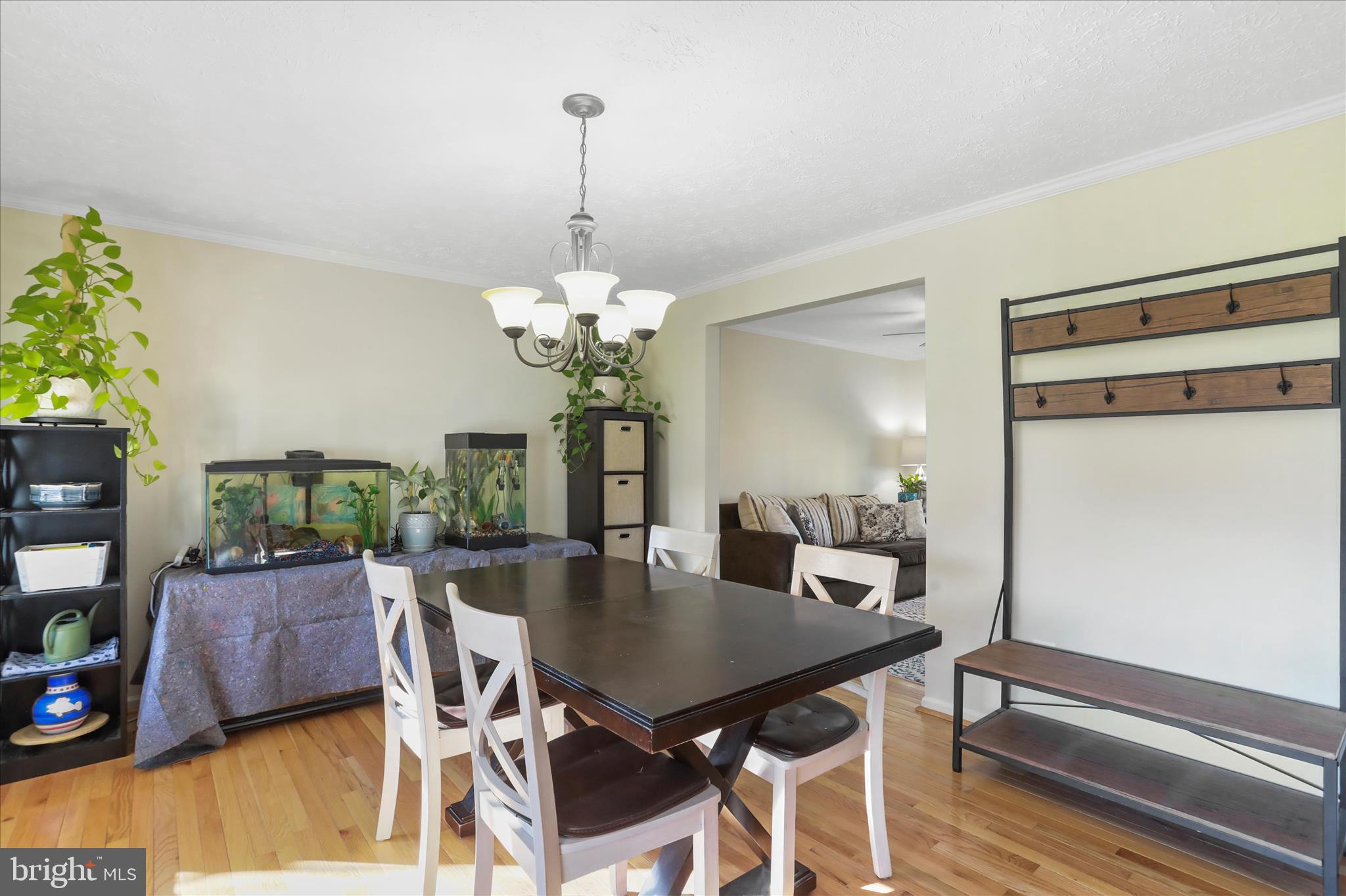 5435 TREE LINE DRIVE