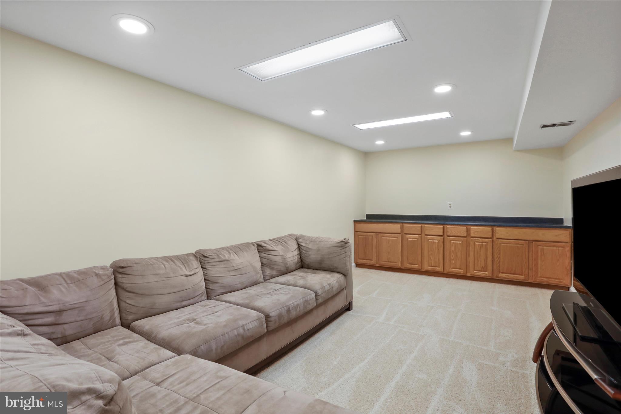 5435 TREE LINE DRIVE