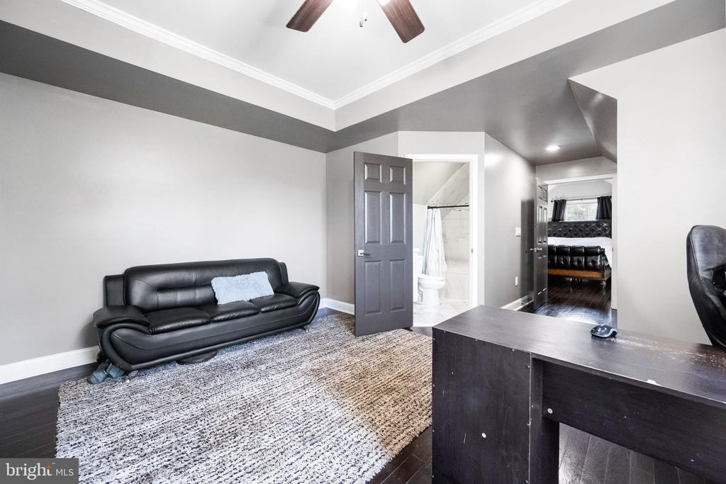 6709 S BENSON DRIVE