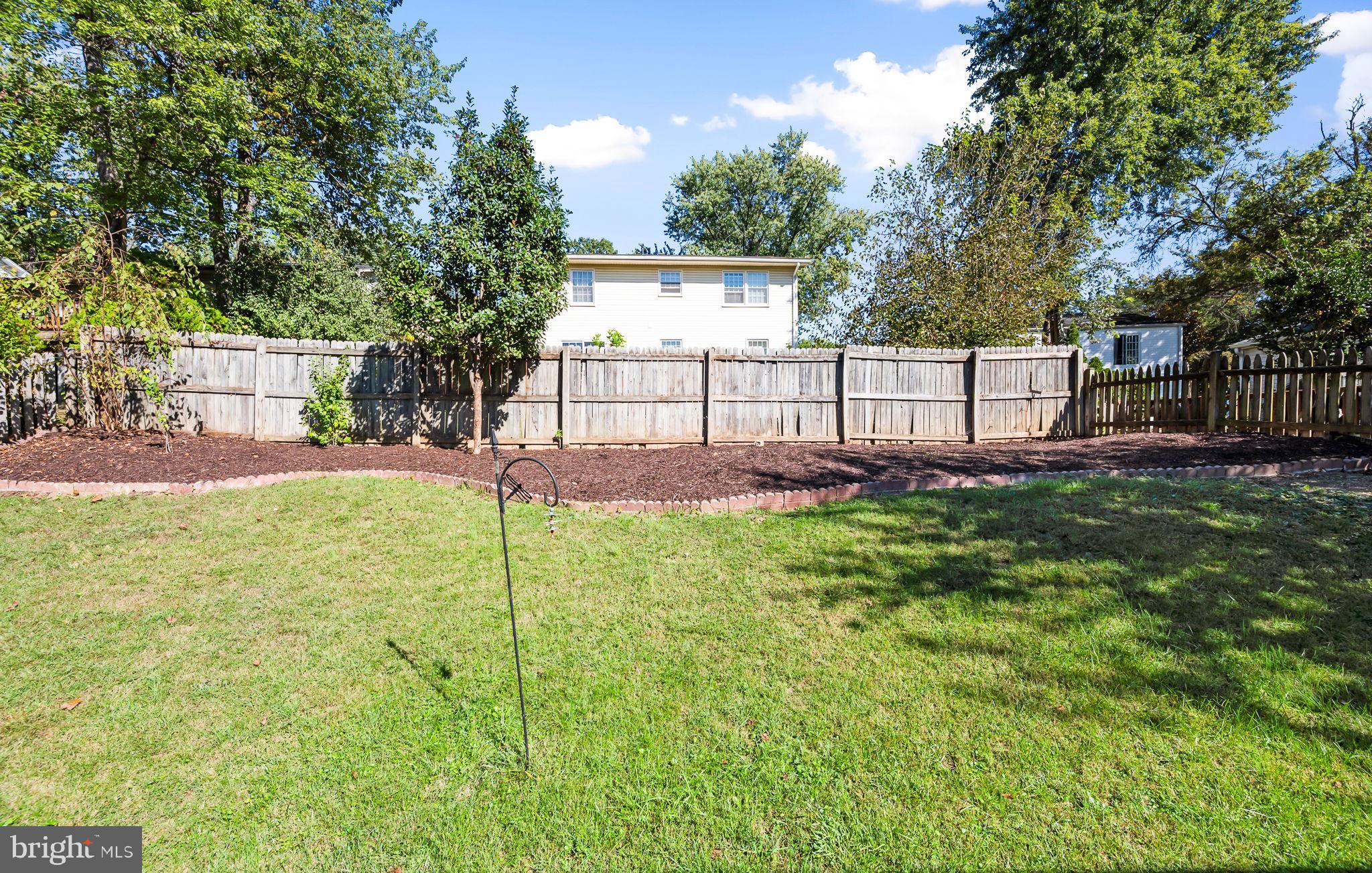 5703 OAK STAKE COURT