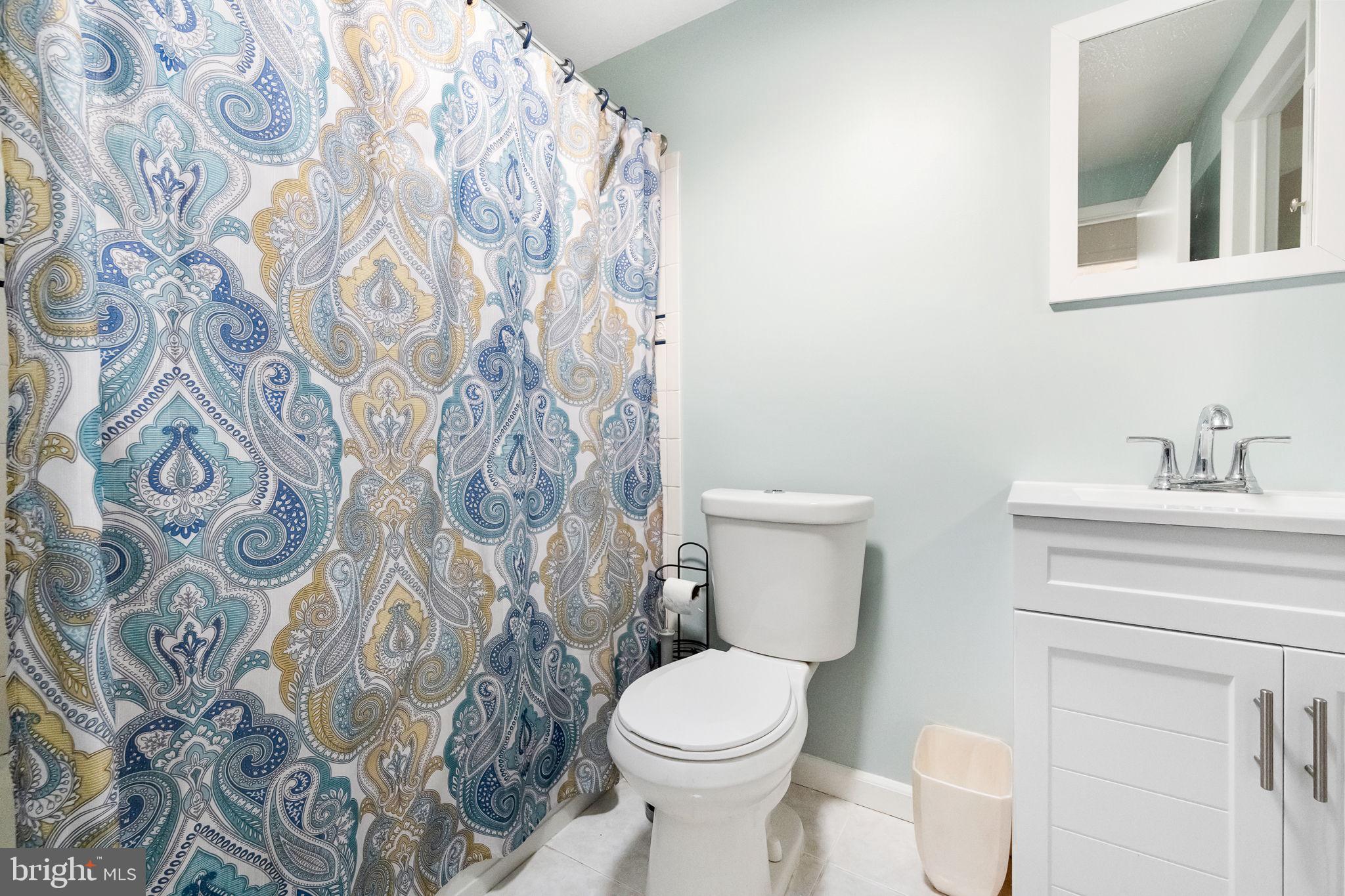 5703 OAK STAKE COURT