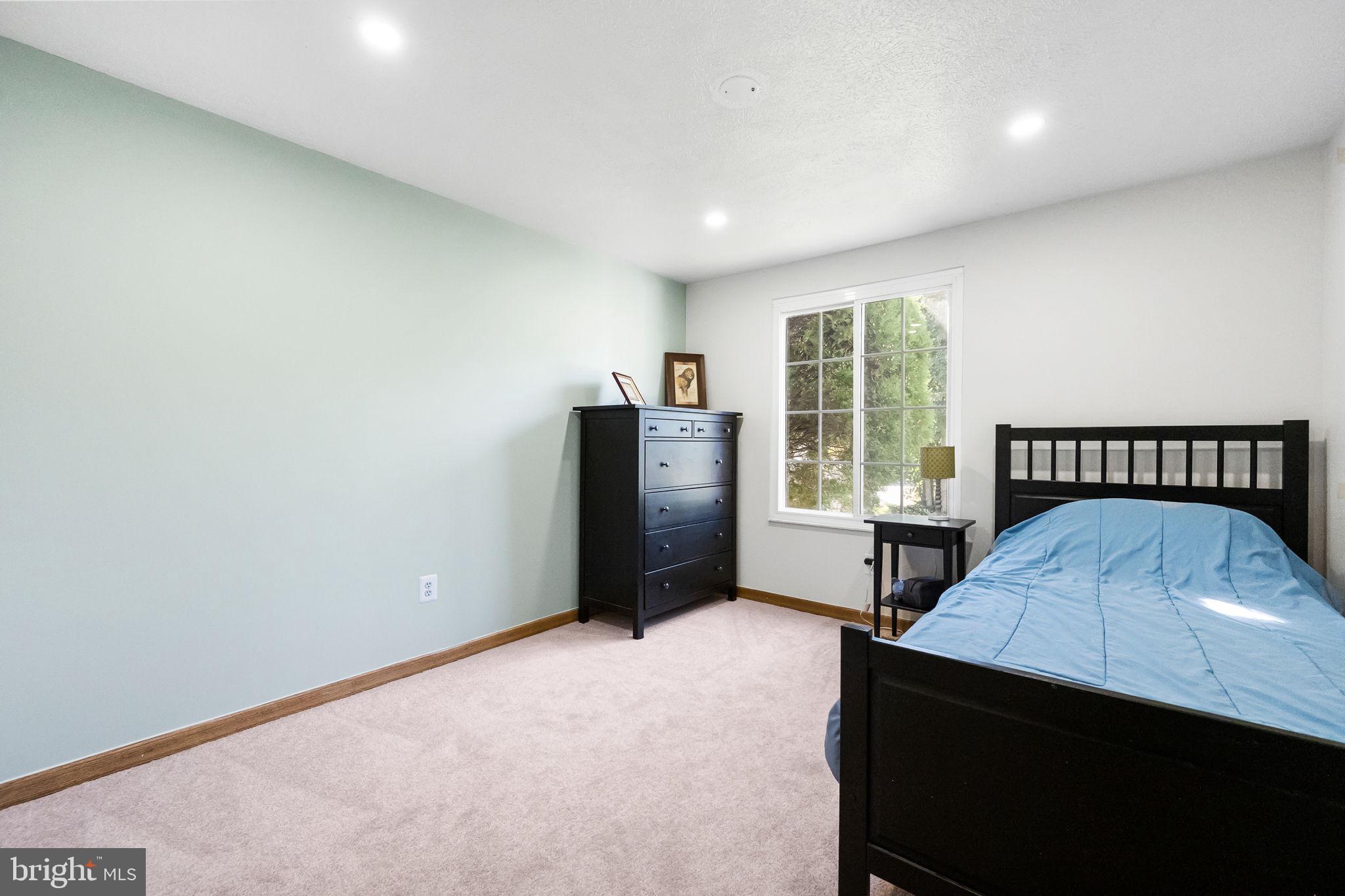 5703 OAK STAKE COURT