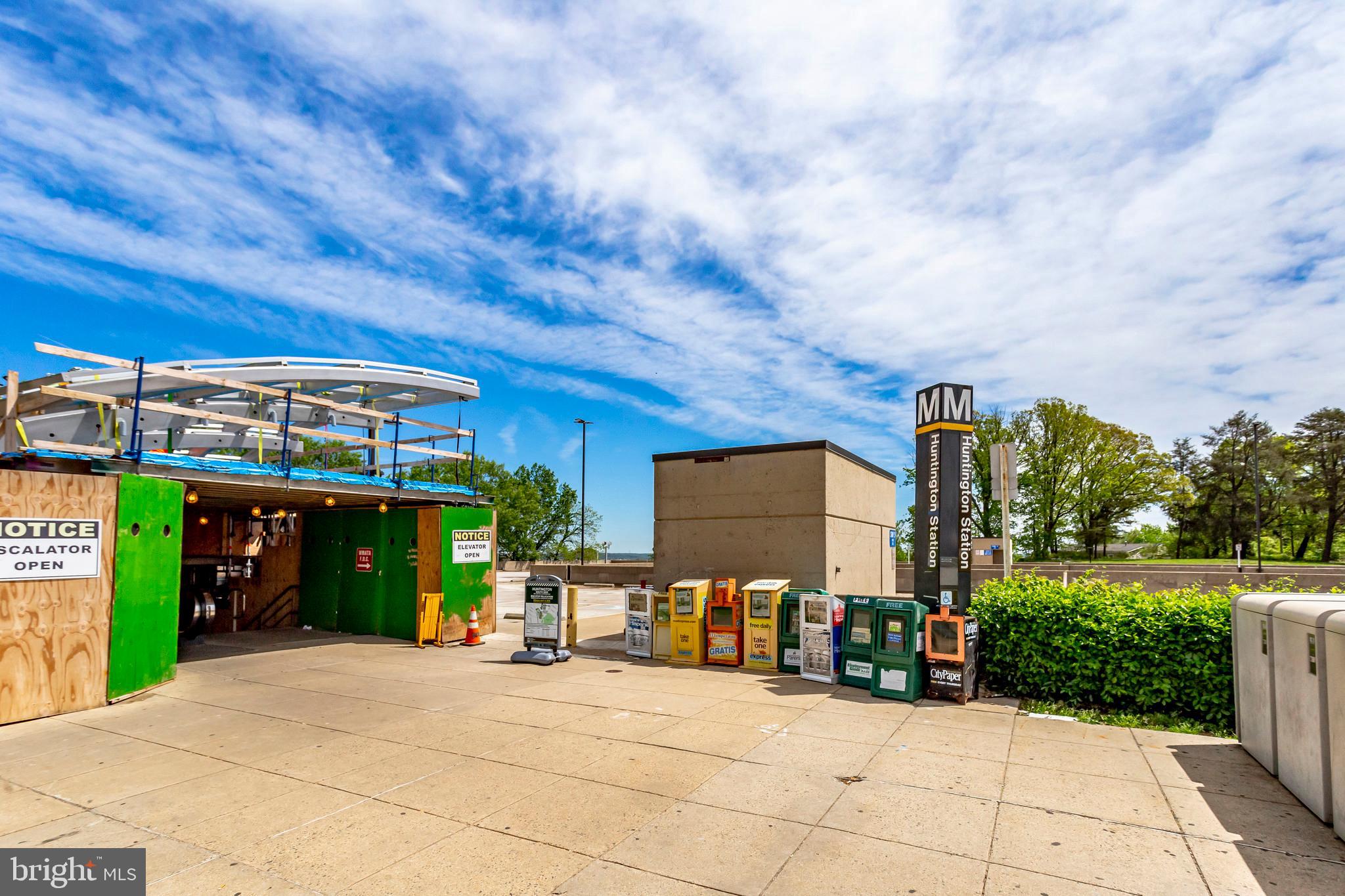 5809 MOUNT VERNON DRIVE