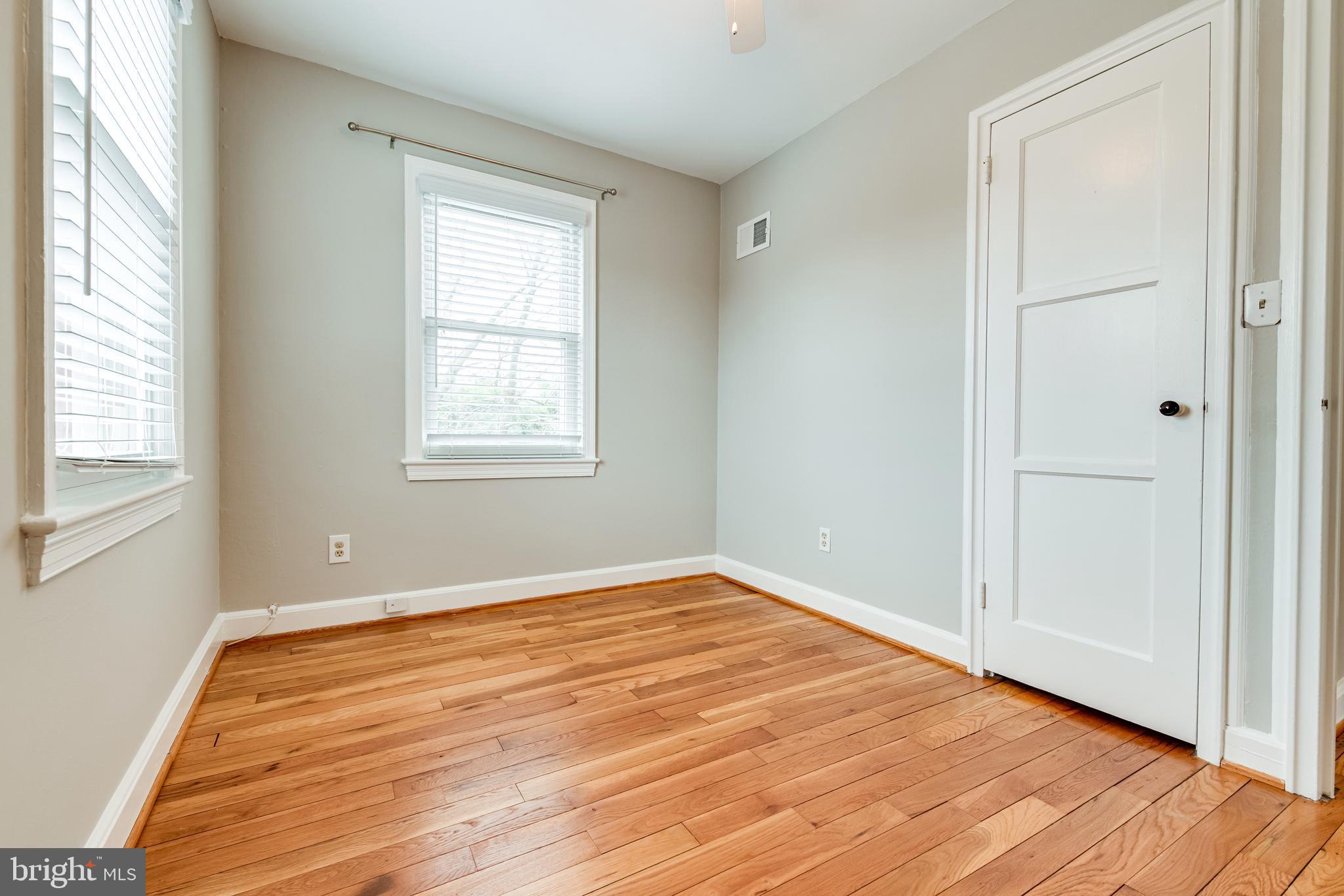 5809 MOUNT VERNON DRIVE