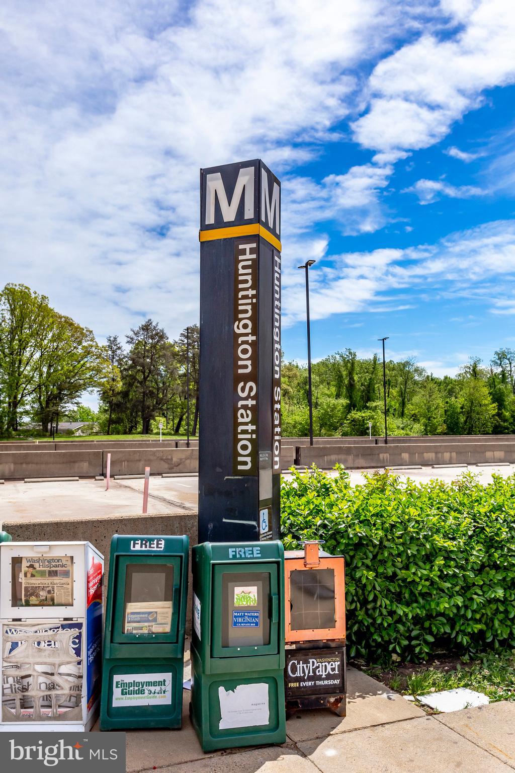 5809 MOUNT VERNON DRIVE