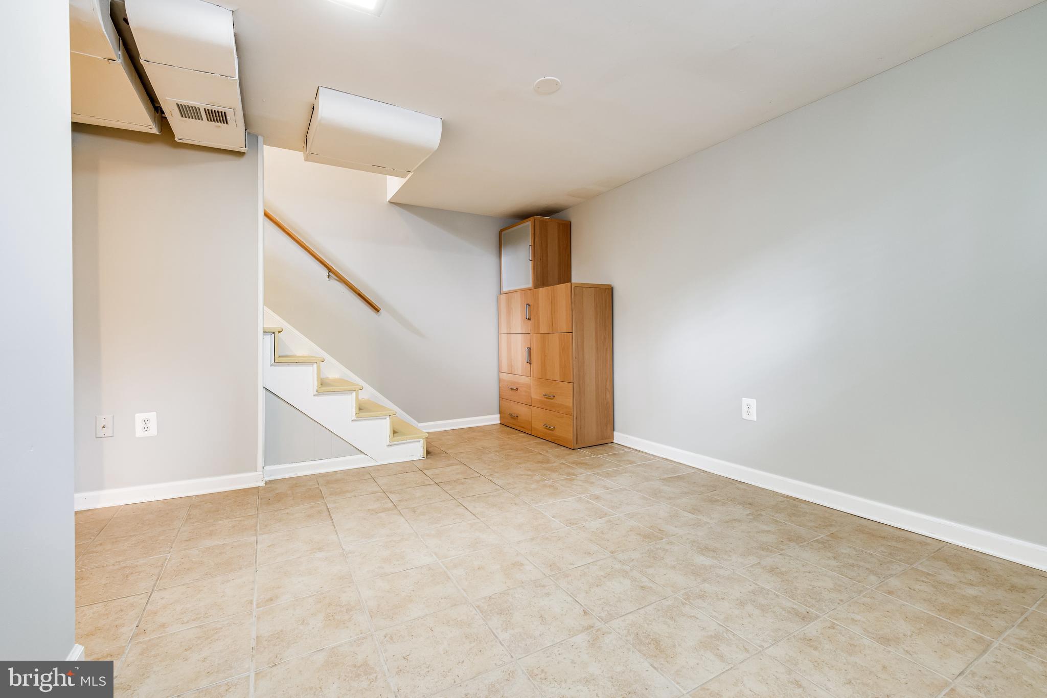 5809 MOUNT VERNON DRIVE