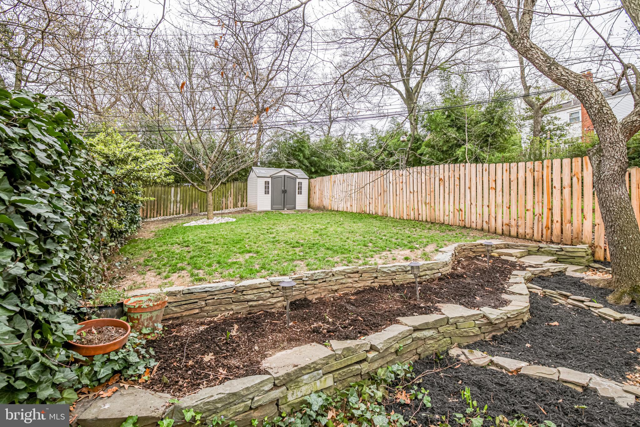 5809 MOUNT VERNON DRIVE