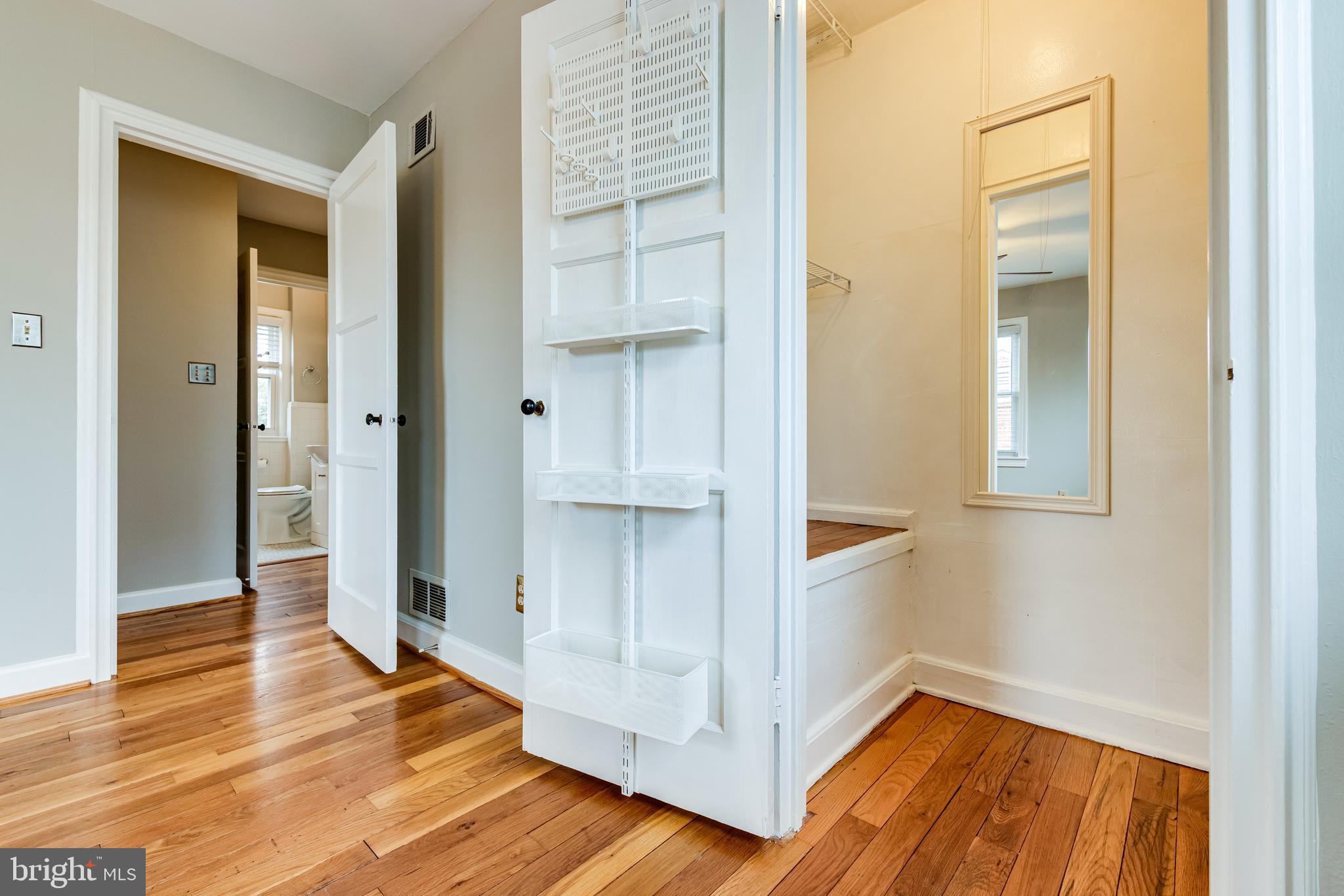 5809 MOUNT VERNON DRIVE