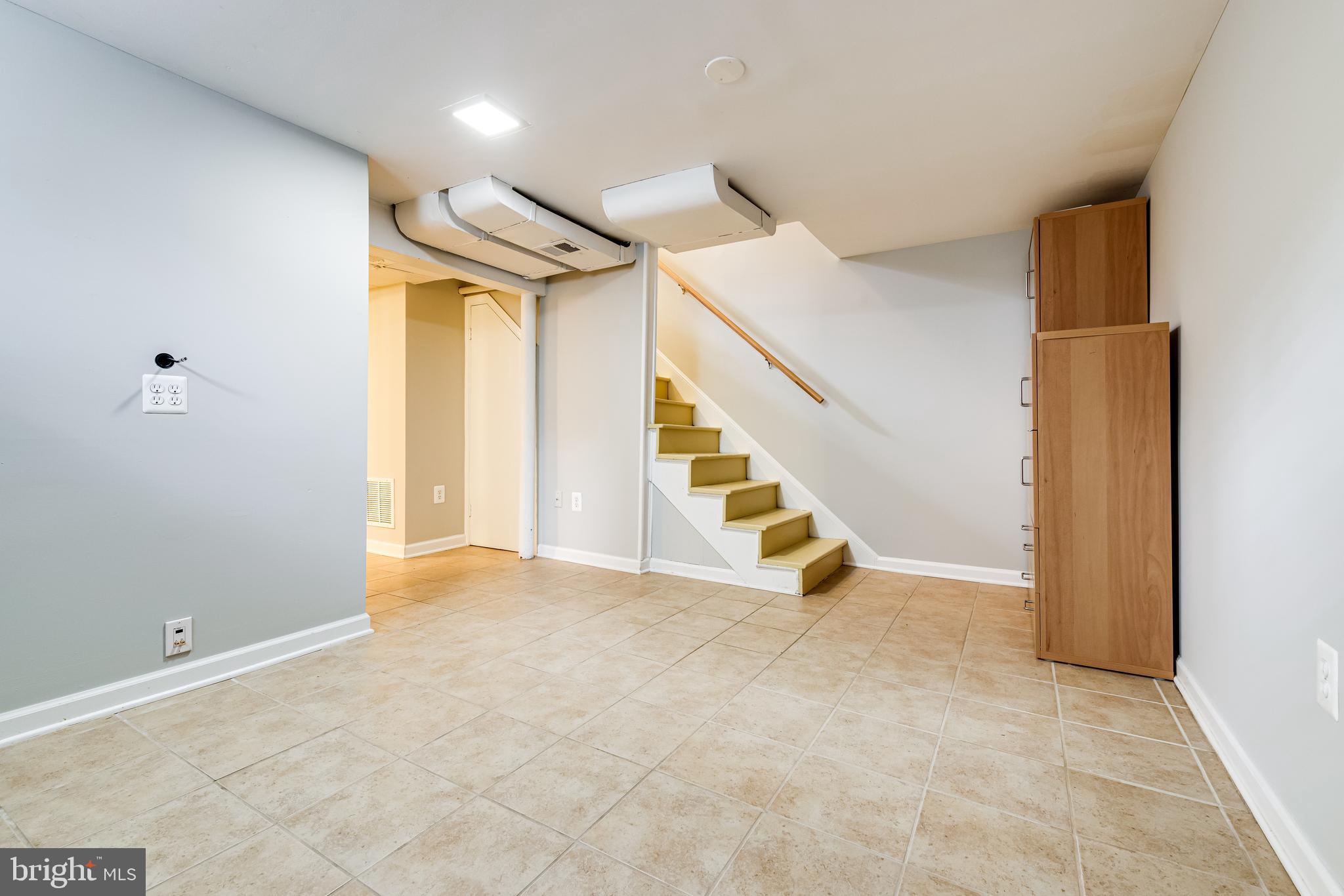 5809 MOUNT VERNON DRIVE