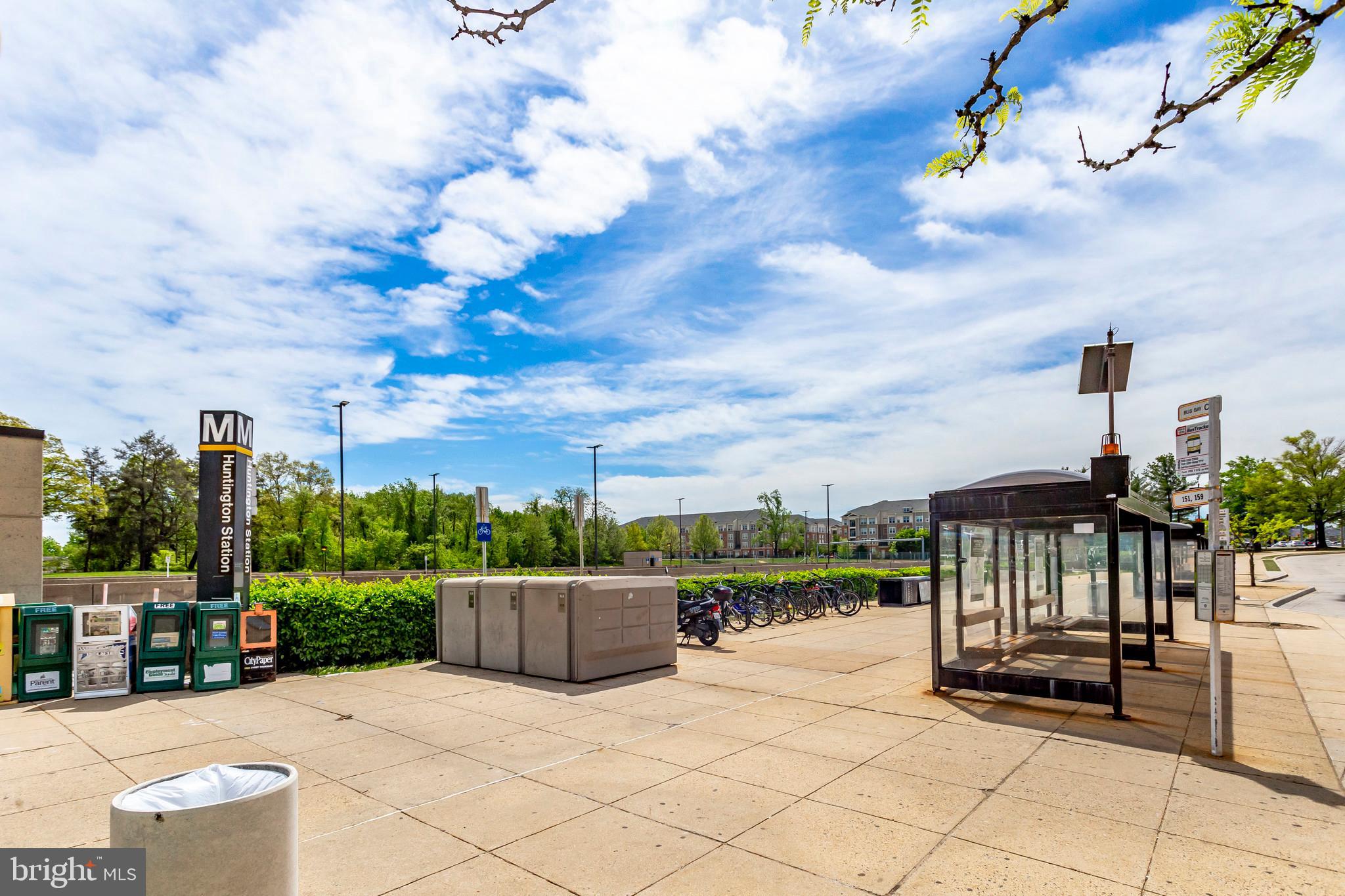 5809 MOUNT VERNON DRIVE