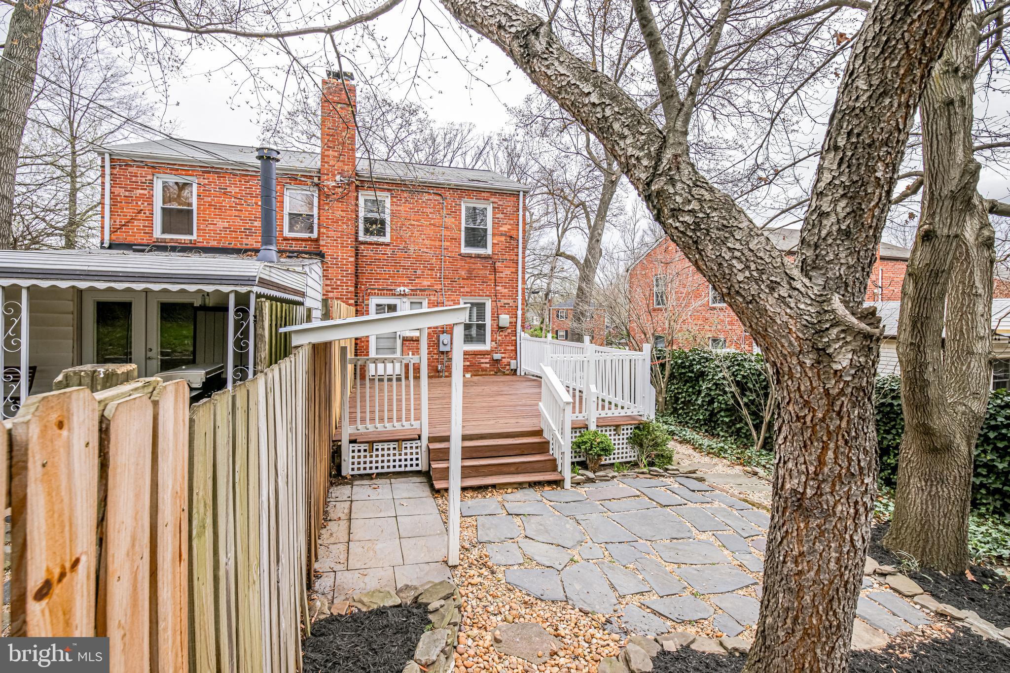 5809 MOUNT VERNON DRIVE