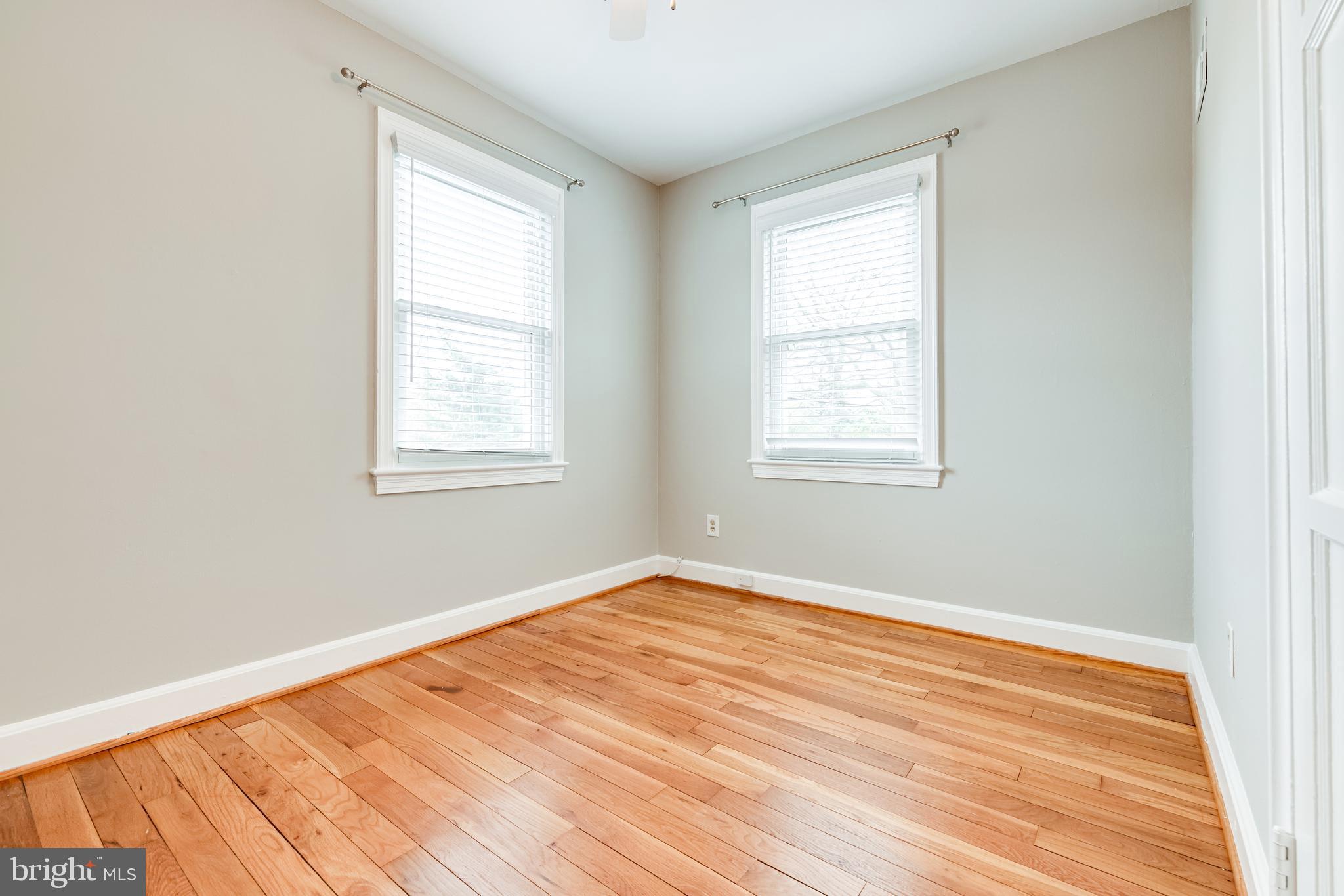 5809 MOUNT VERNON DRIVE