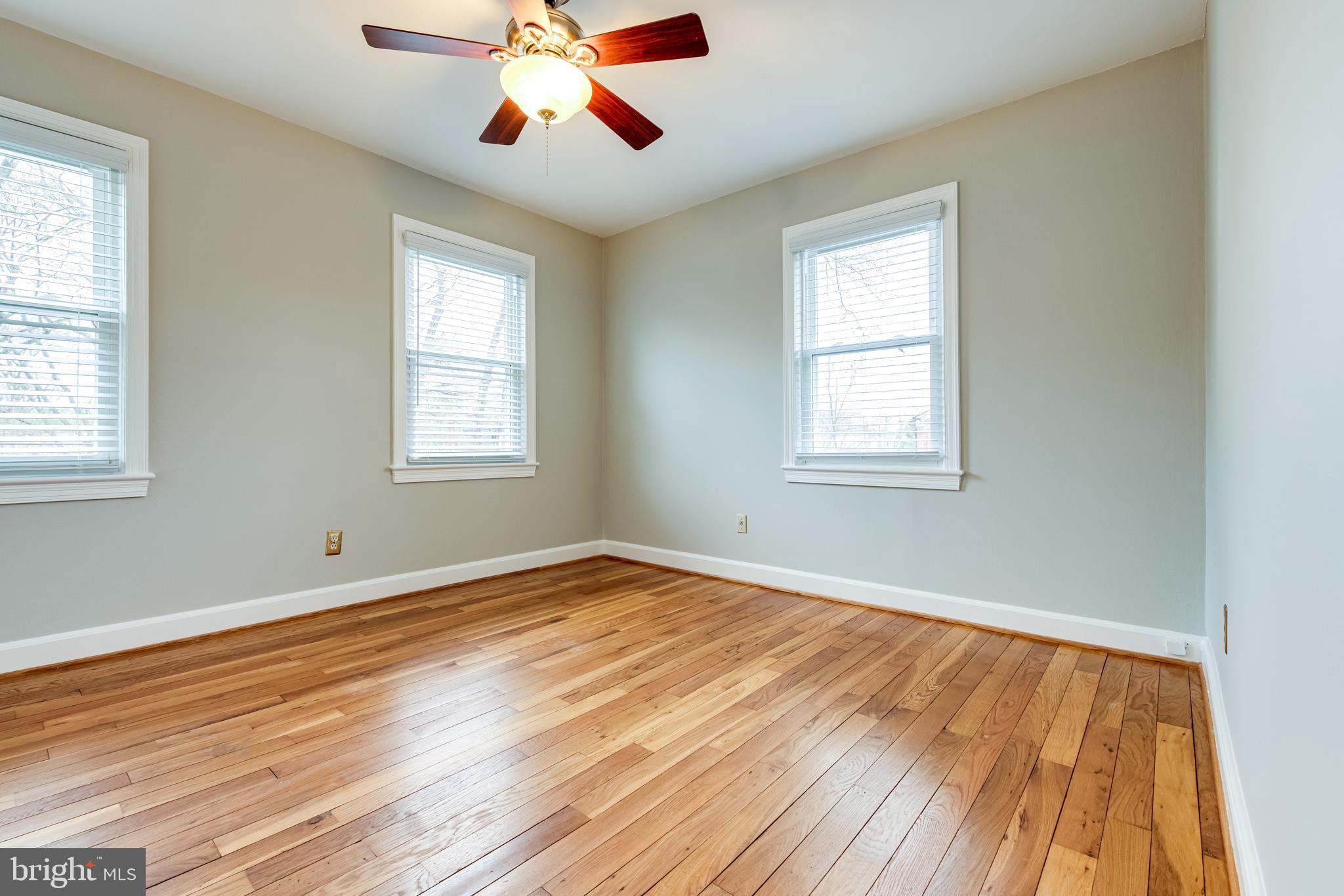 5809 MOUNT VERNON DRIVE