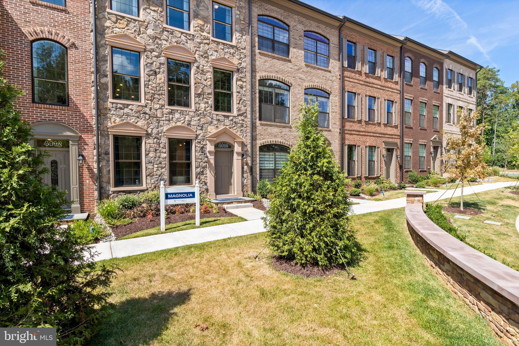 4410 FAIR LAKES COURT