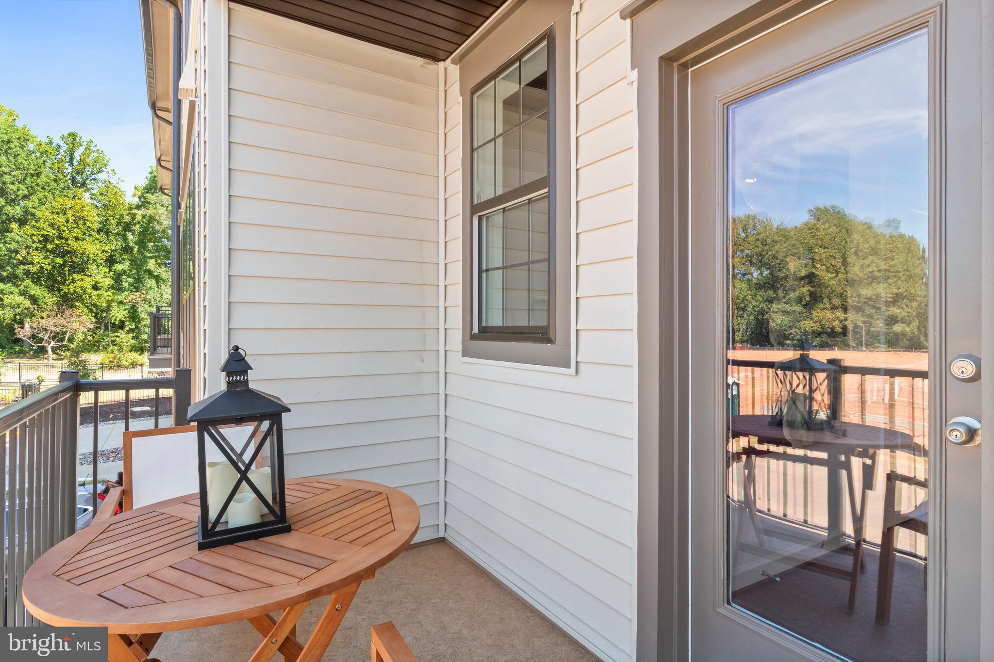 4410 FAIR LAKES COURT