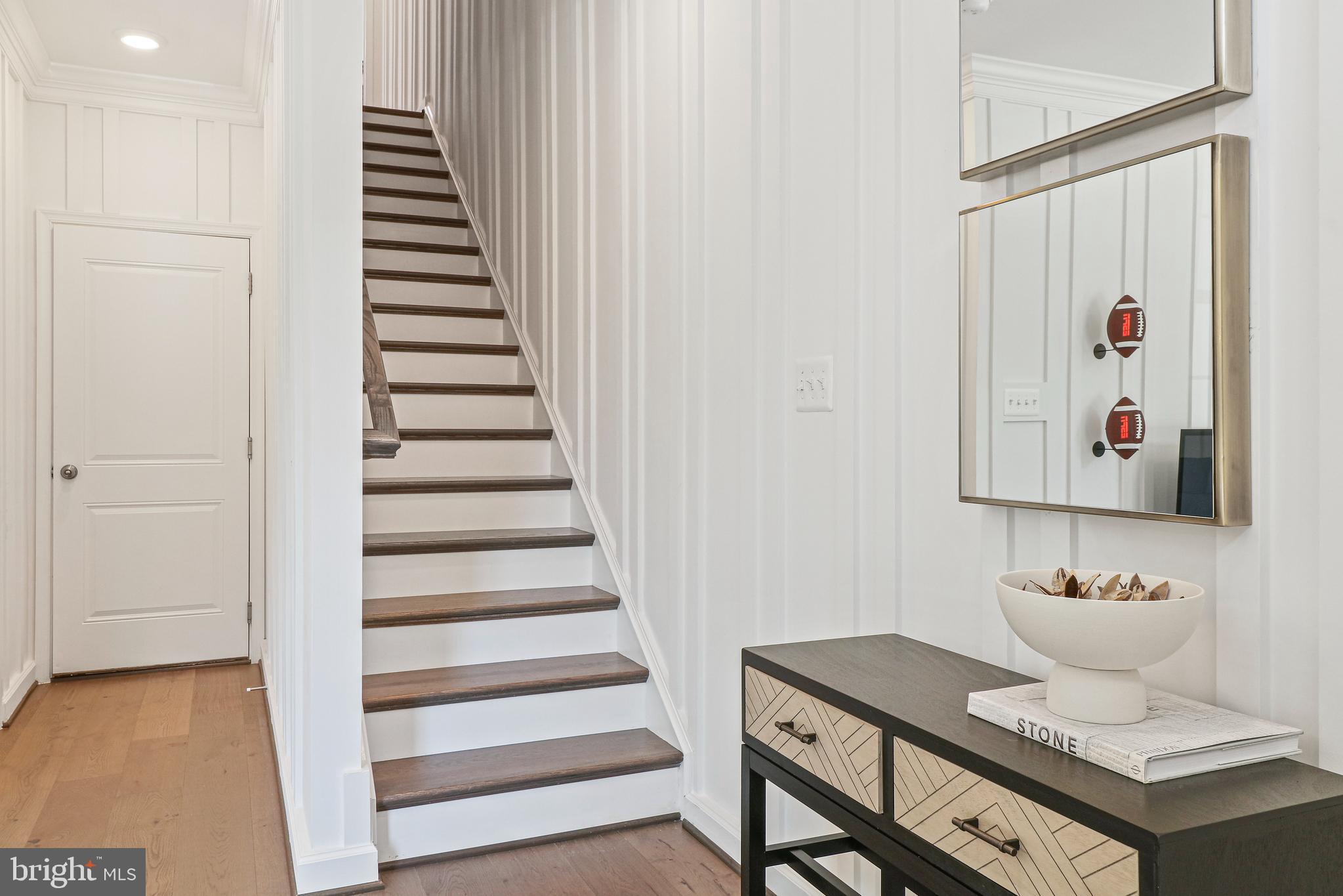 4410 FAIR LAKES COURT